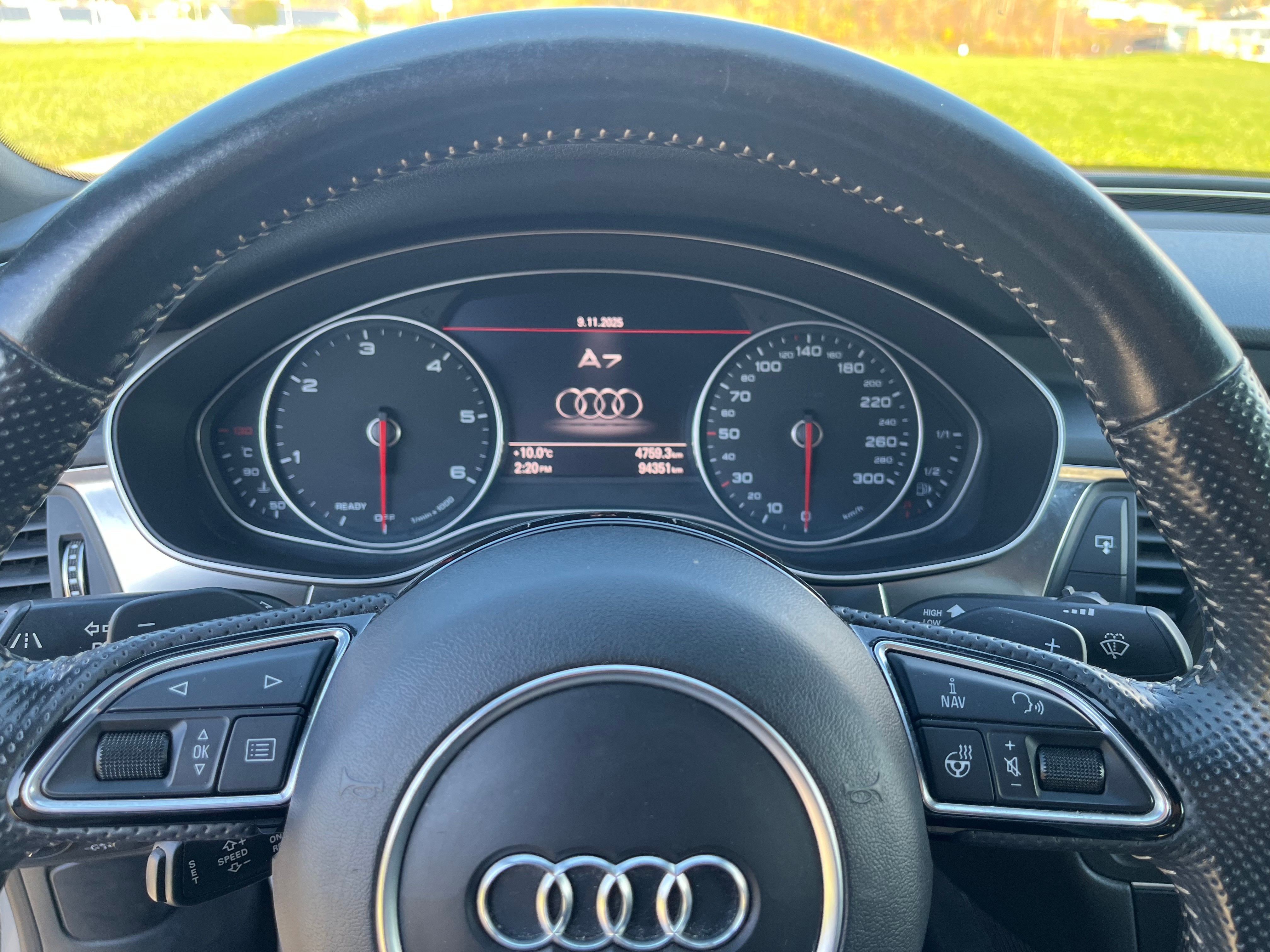 Car photo