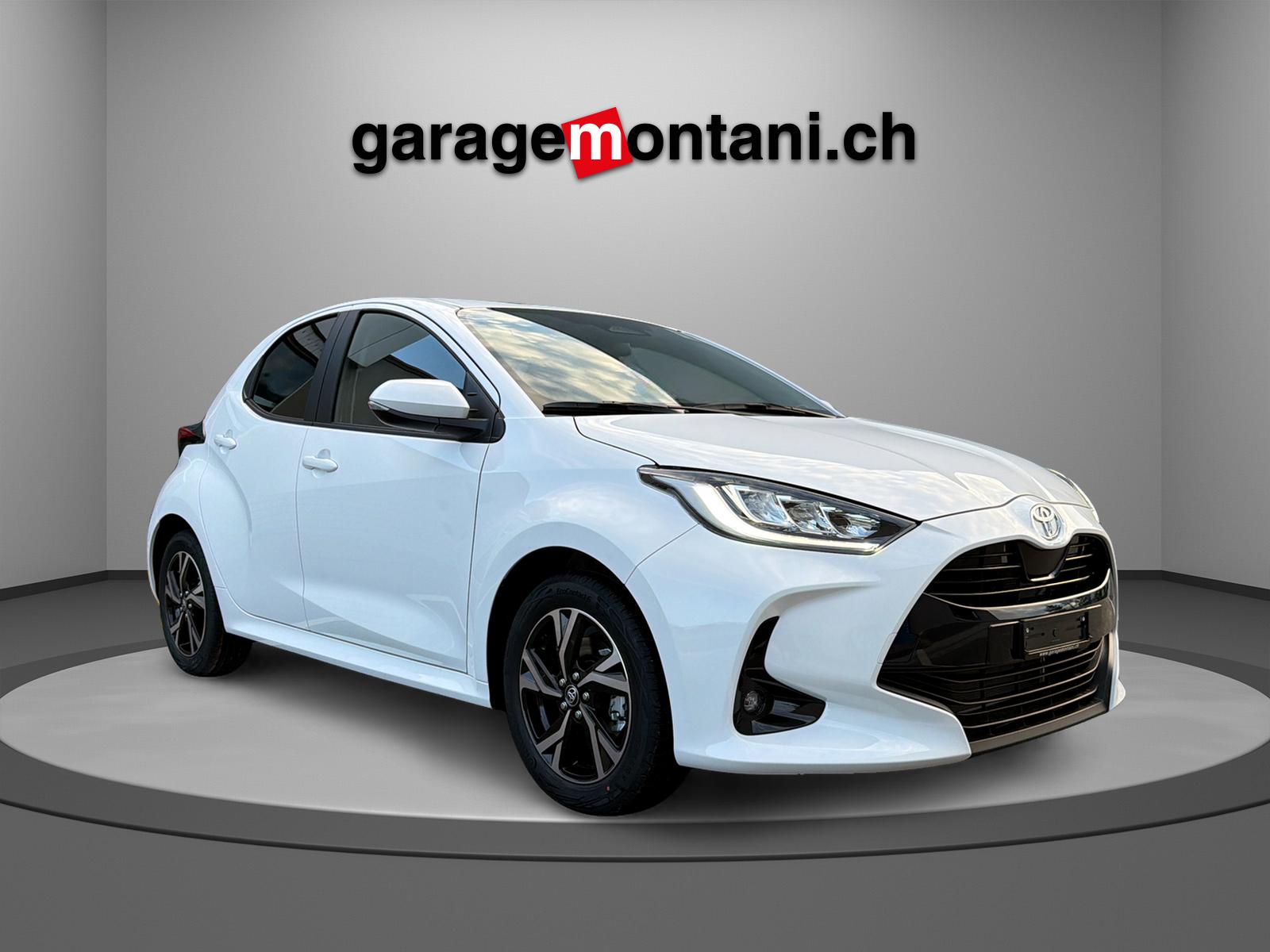 TOYOTA Yaris 1.5 VVT-i HSD Trend-image-1