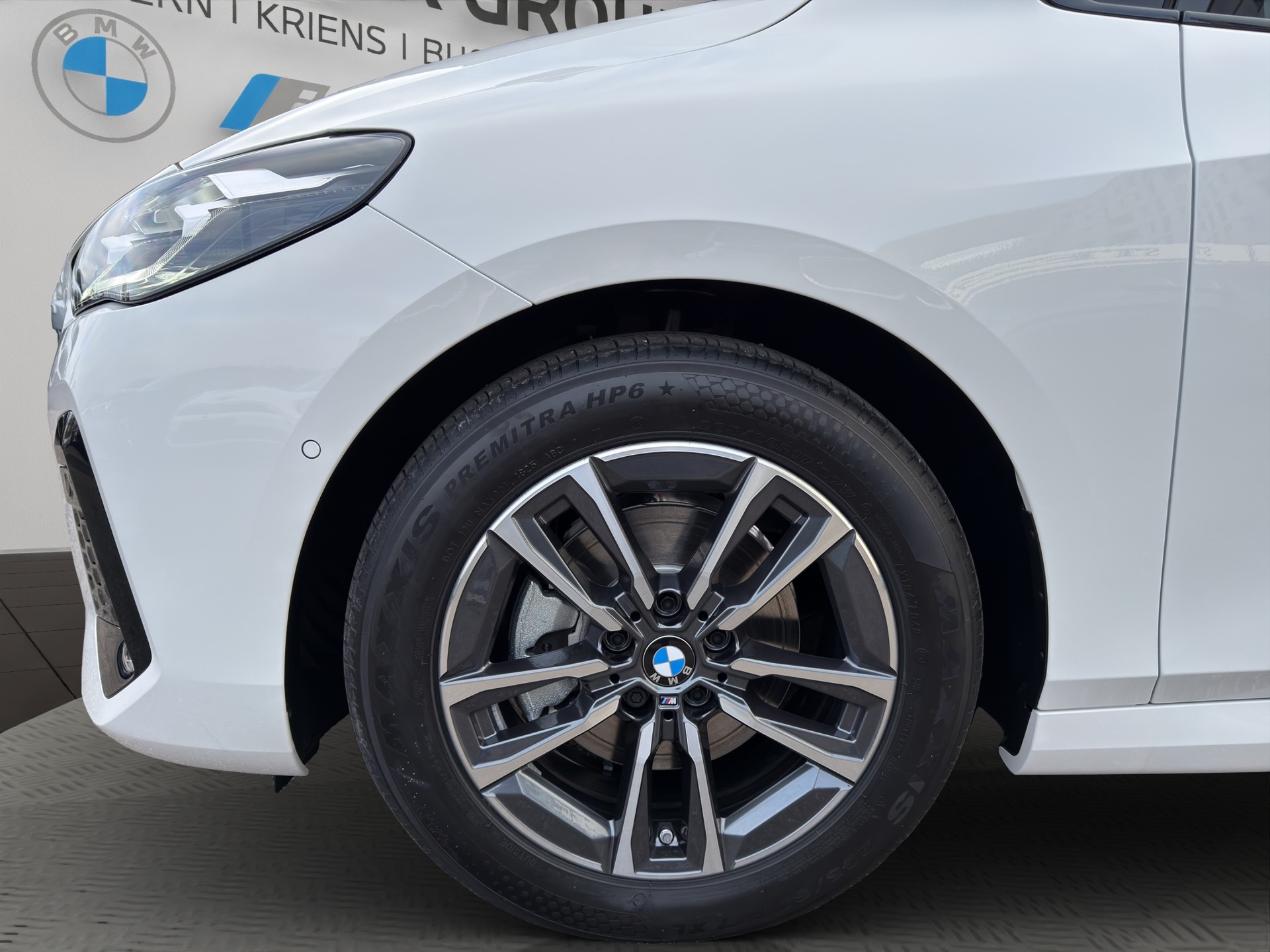 BMW 220i Active Tourer M Sport DKG-image-8