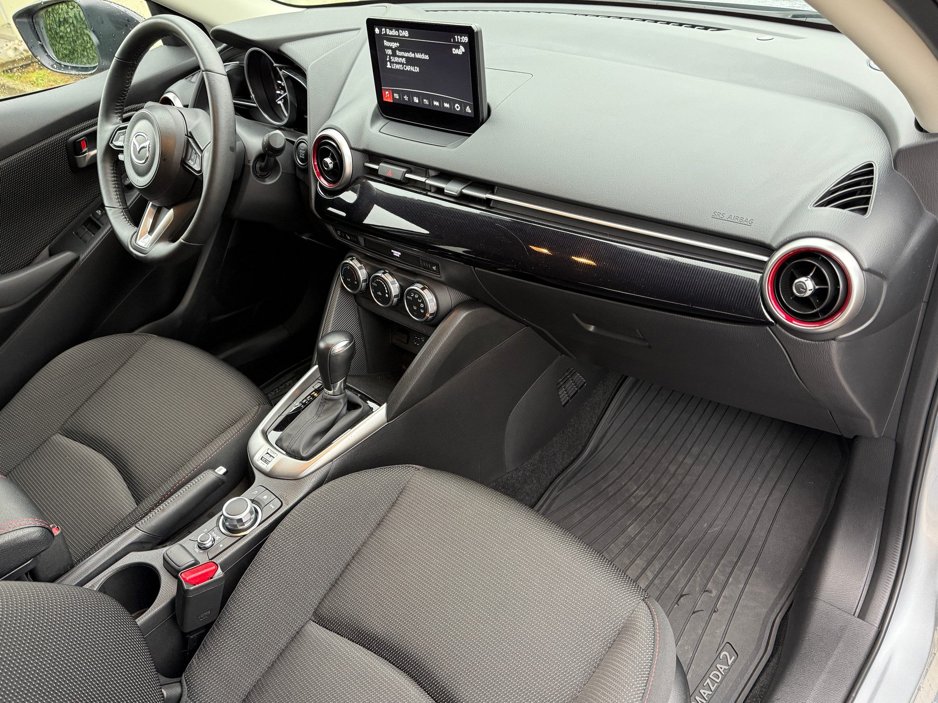 MAZDA 2 SKYACTIV-G 90 Homura Automat-image-11