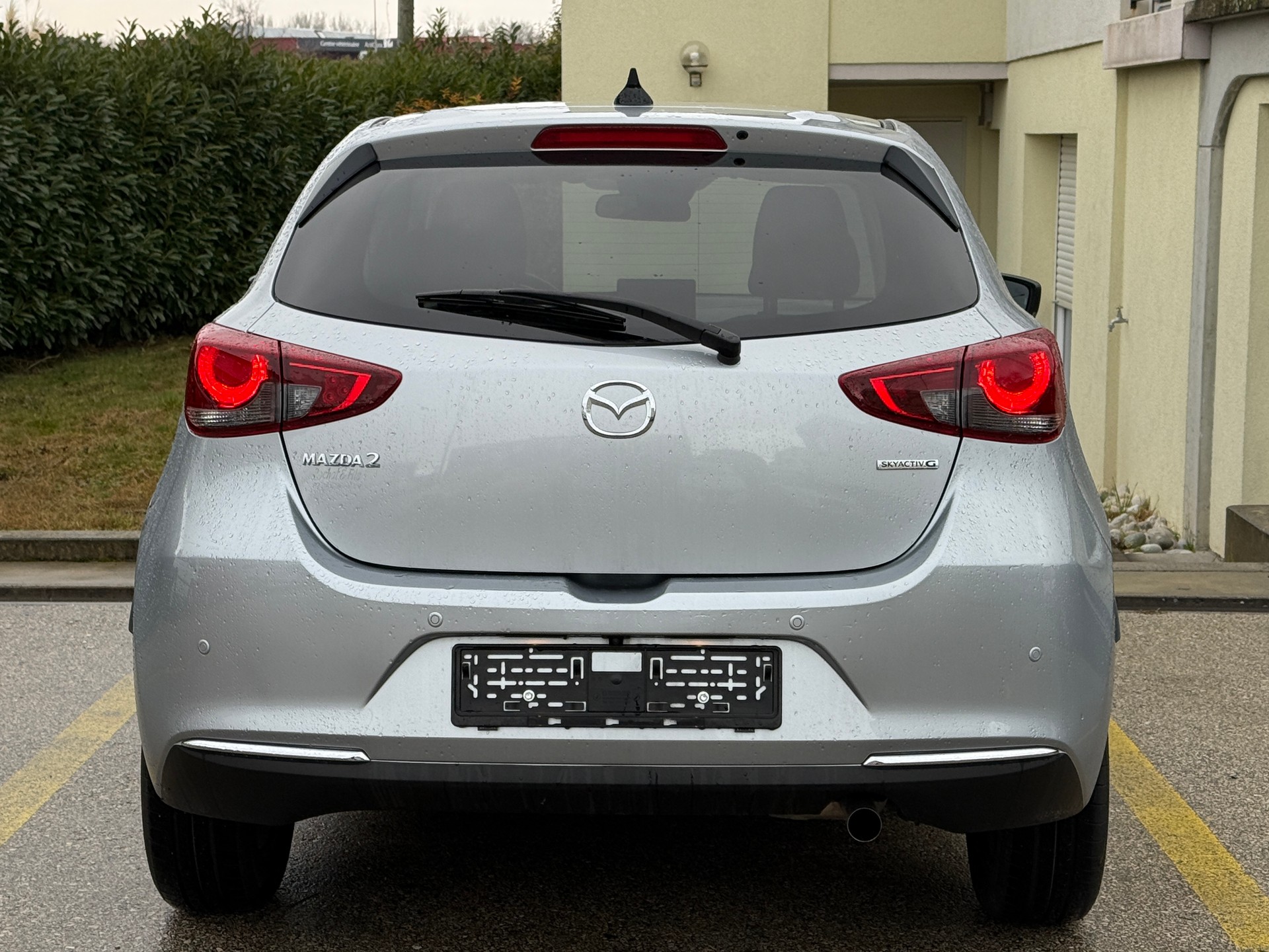 MAZDA 2 SKYACTIV-G 90 Homura Automat-showroom-element-3