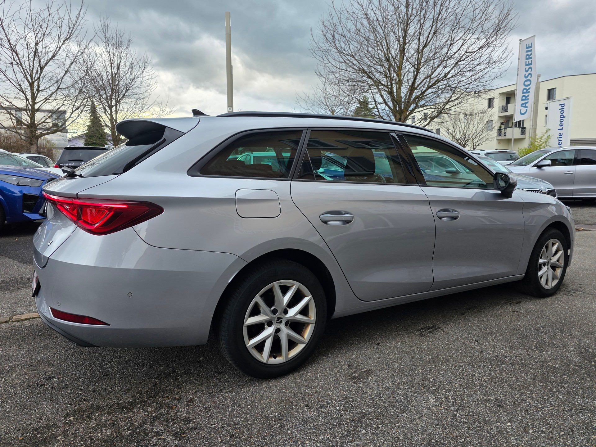 SEAT Leon ST 2.0 TDI EVO DSG 4Drive Style-image-10