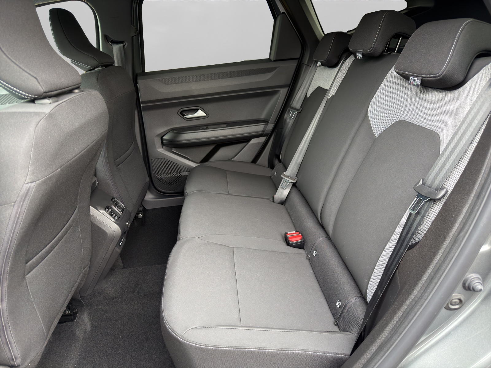 DACIA BIGSTER journey hybrid 155-image-11