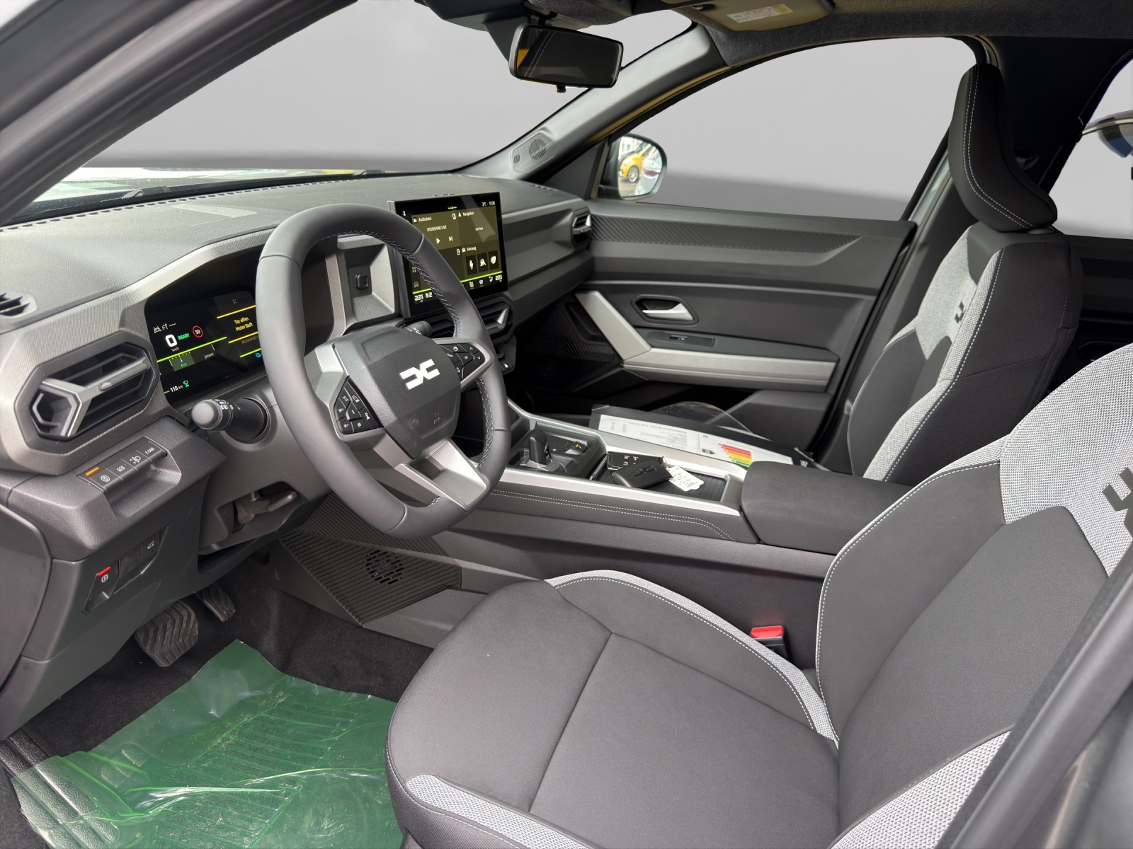 DACIA BIGSTER journey hybrid 155-image-5