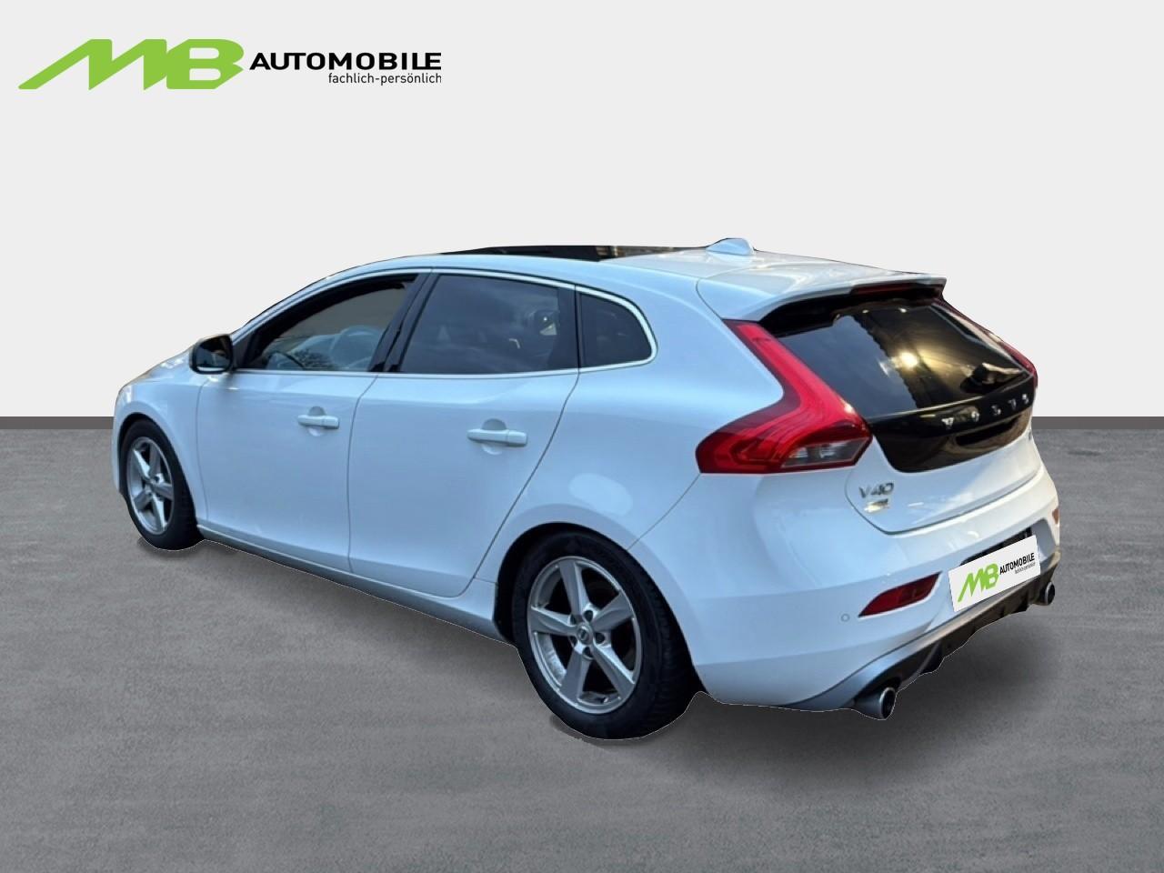 VOLVO V40 2.0 D4 Momentum S/S-image-6