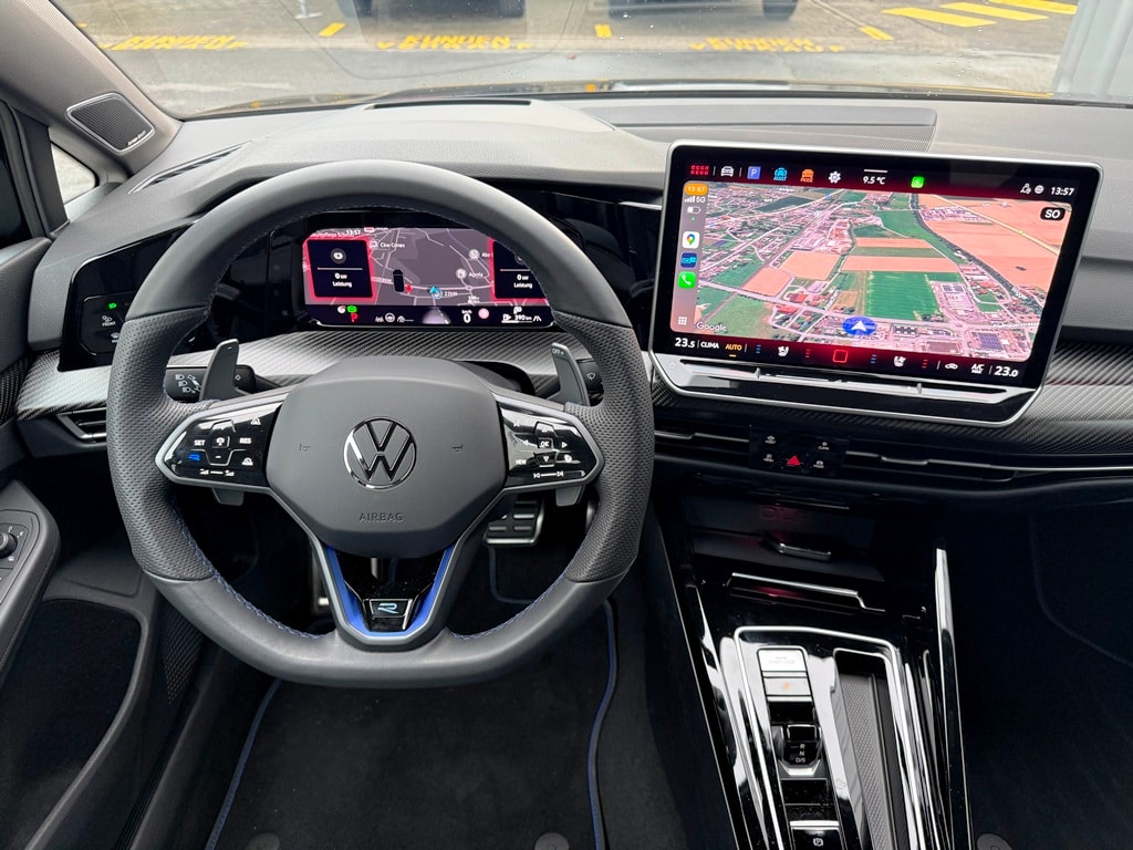 VW Golf 2.0 TSI R Black Edition DSG 4 Motion-image-10