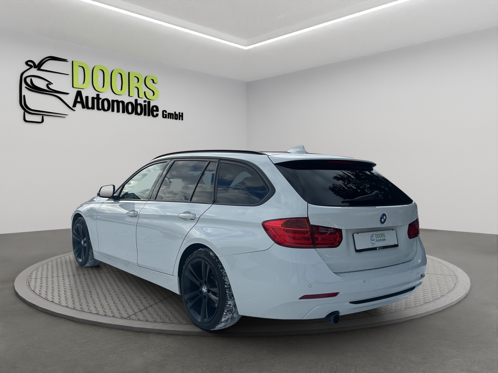 BMW 320d Touring Steptronic-image-5
