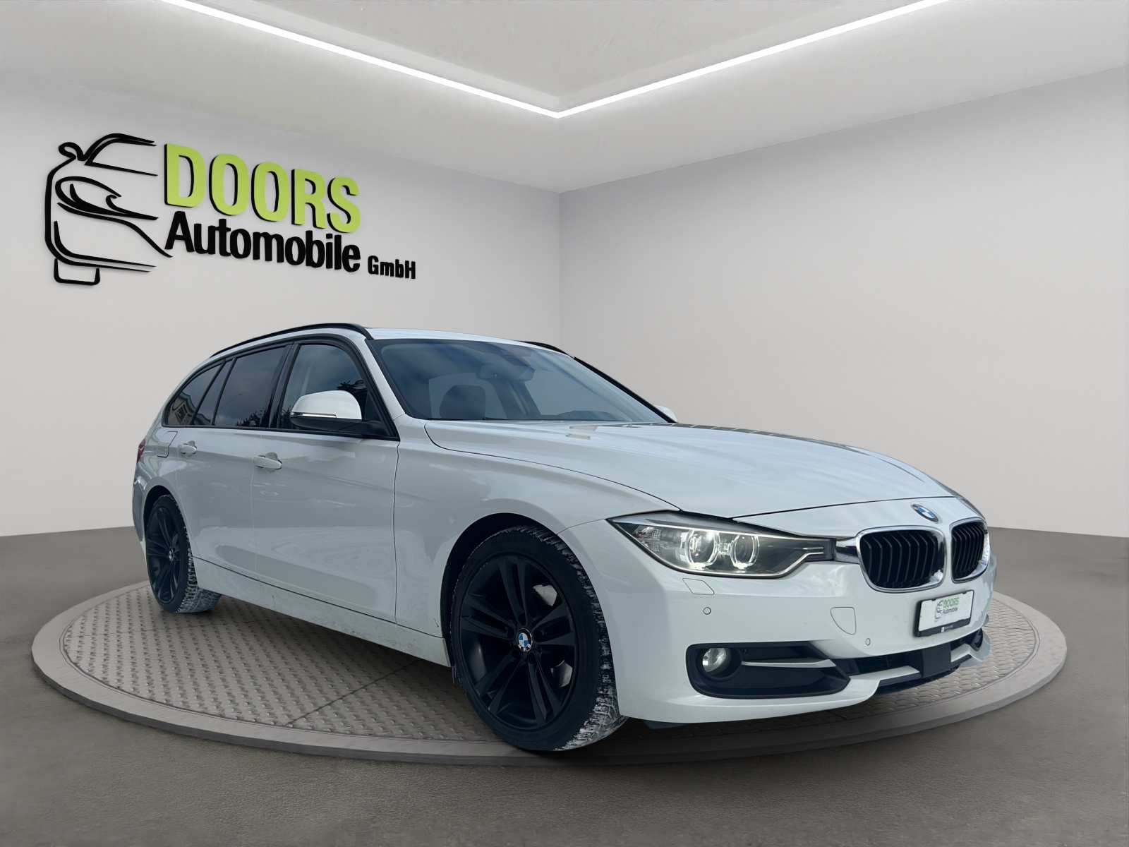 BMW 320d Touring Steptronic-image-0