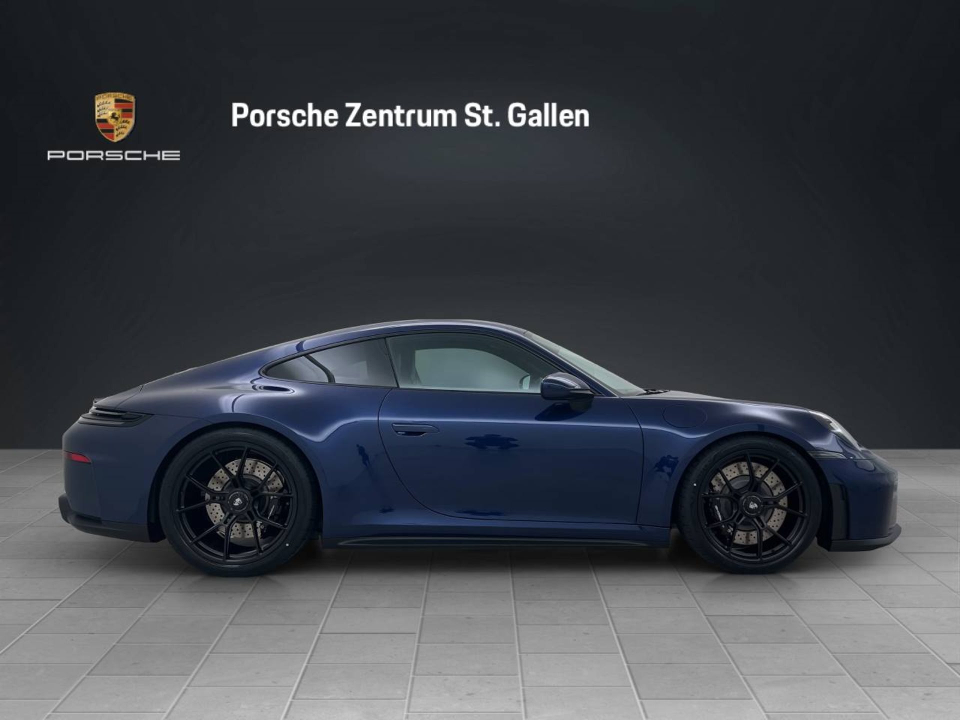 PORSCHE 911 GT3 mit Touring-Paket-image-7