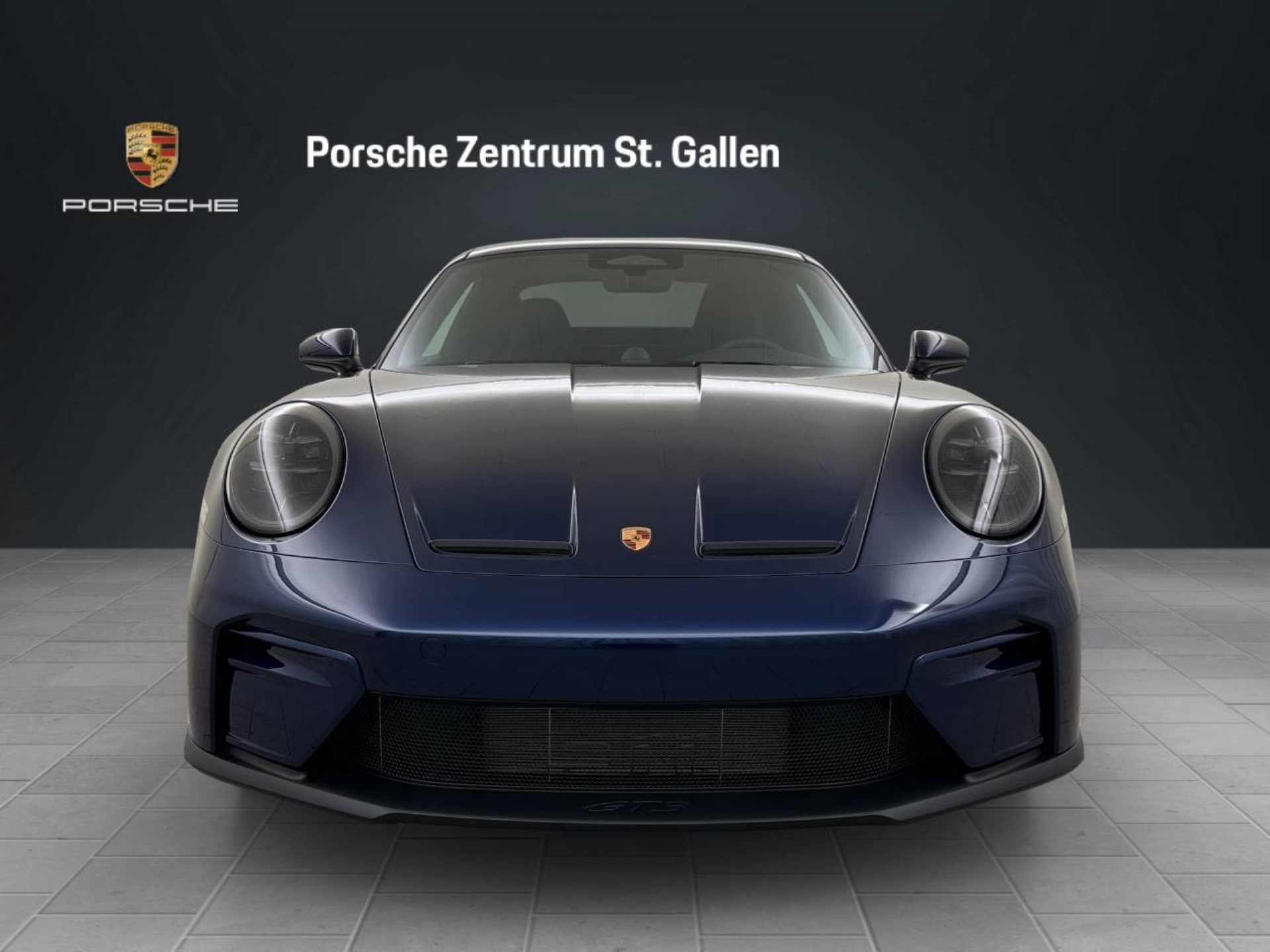 PORSCHE 911 GT3 mit Touring-Paket-image-9