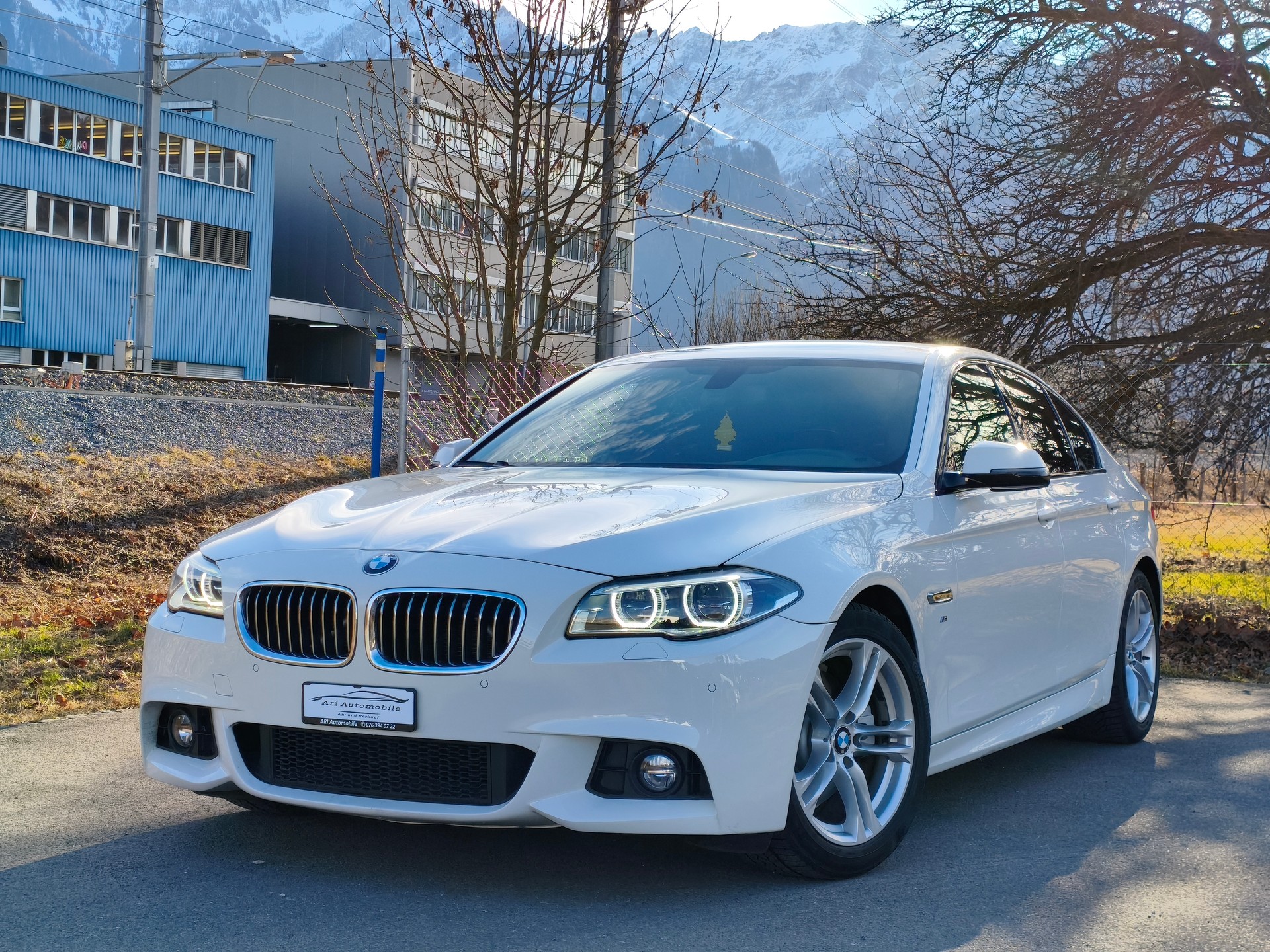 BMW 520d Steptronic-image-1