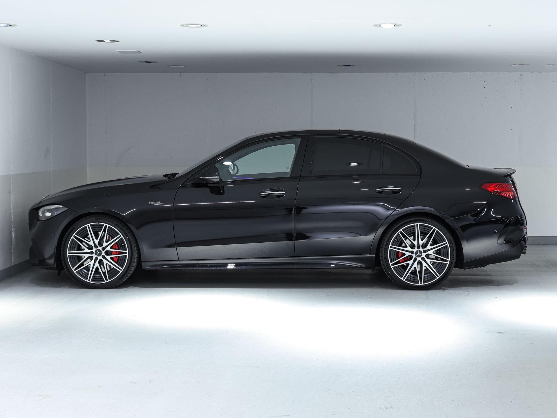 MERCEDES-BENZ C 43 AMG 4MATIC "Executive Edition"-image-4