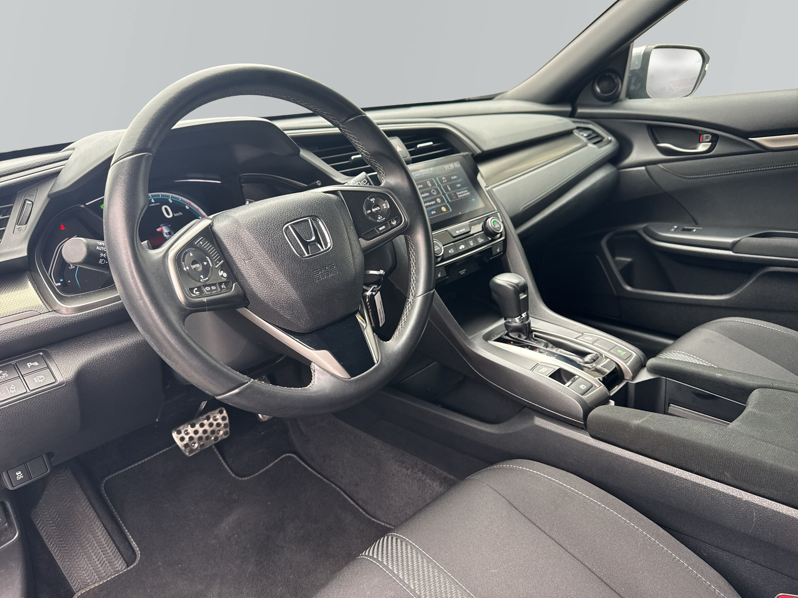 HONDA Civic 1.0 VTEC Turbo Elegance-image-8