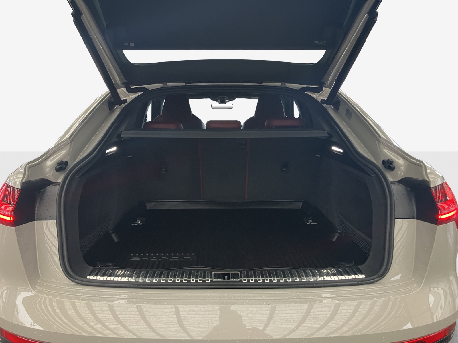 AUDI e-tron S Sportback quattro-image-13
