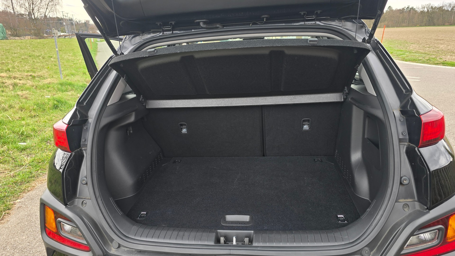 HYUNDAI Kona 1.6 GDi HEV Vertex DCT-image-24