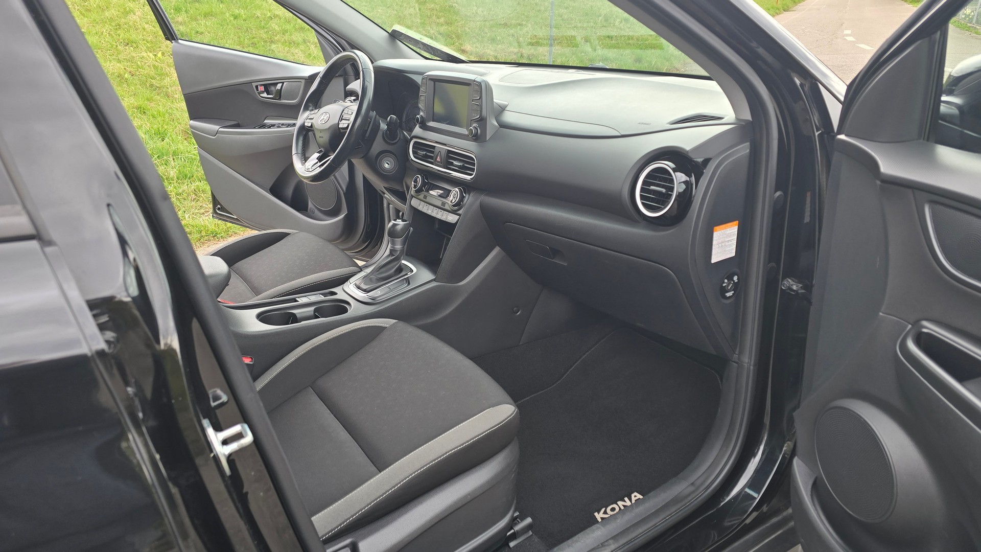 HYUNDAI Kona 1.6 GDi HEV Vertex DCT-image-23