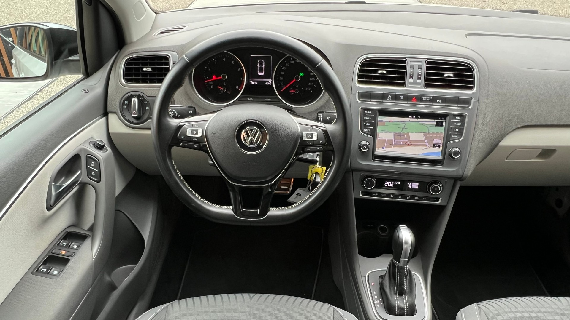 VW Polo 1.2 TSI BMT FRESH DSG l 90 PS-image-22