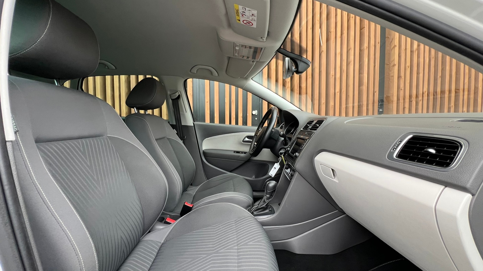 VW Polo 1.2 TSI BMT FRESH DSG l 90 PS-image-25