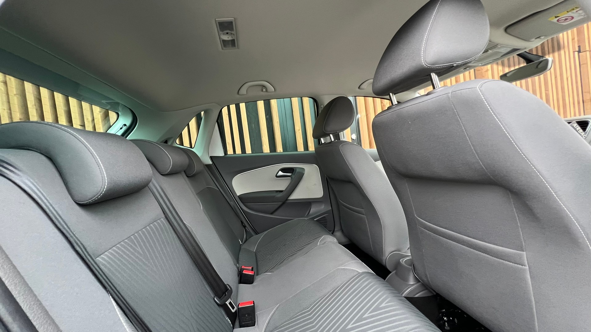VW Polo 1.2 TSI BMT FRESH DSG l 90 PS-image-26