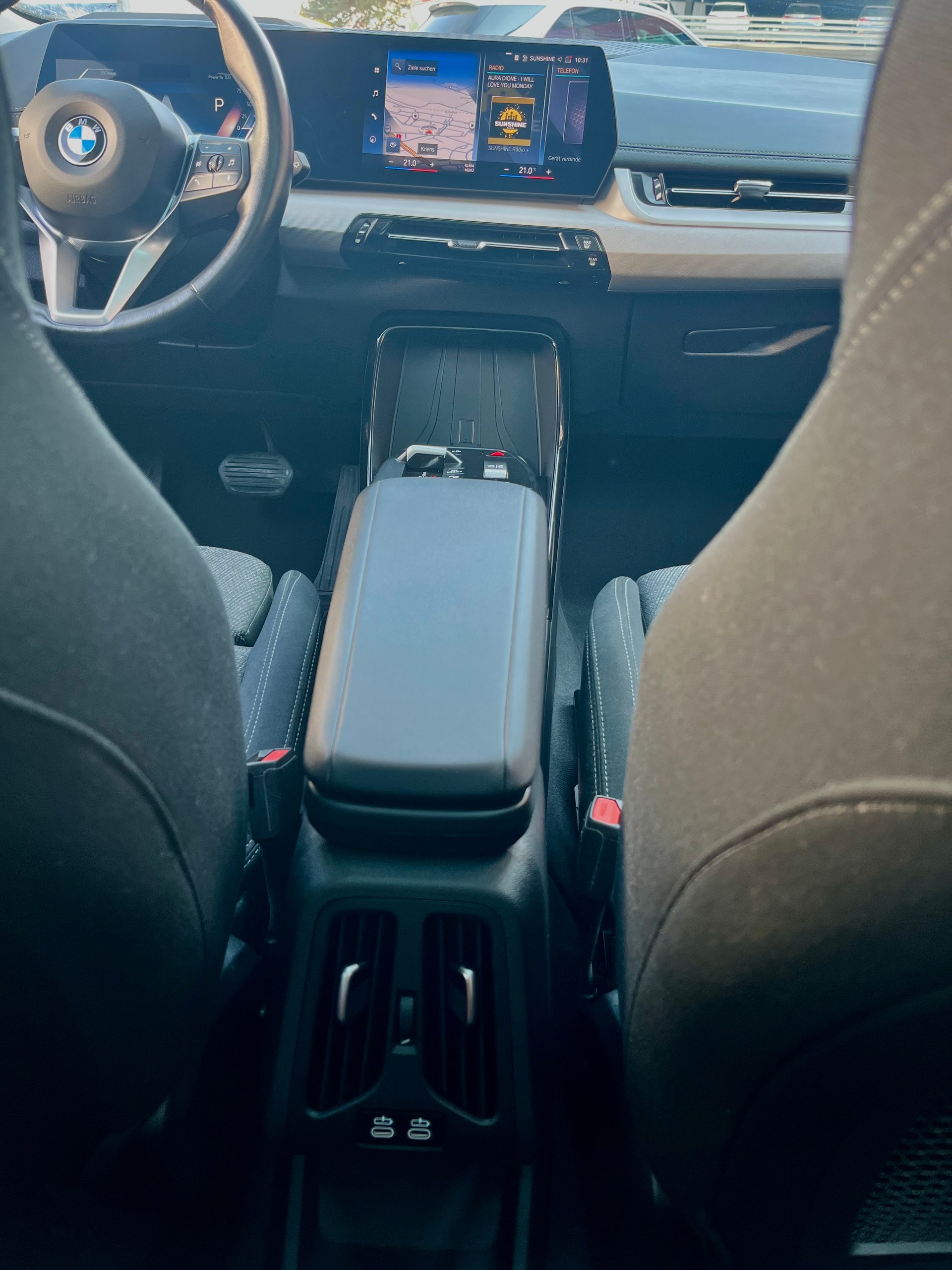 BMW 223d Active Tourer xDrive DKG**AHK 1500 Kg**-image-11