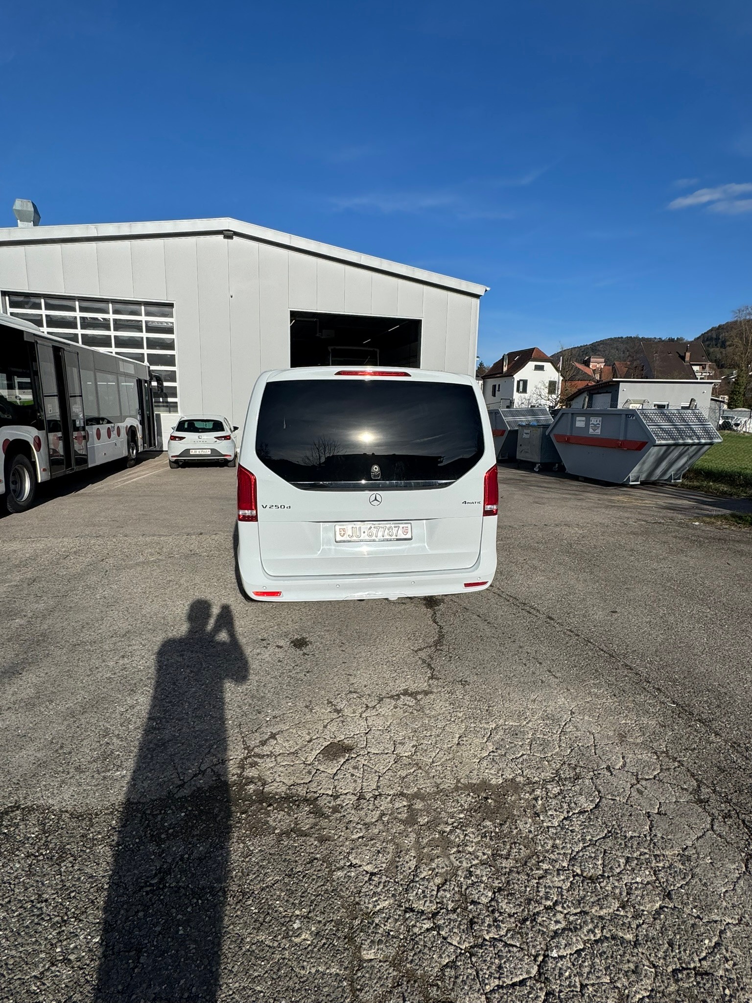 MERCEDES-BENZ V 250 d lang 4Matic 9G-Tronic-image-4