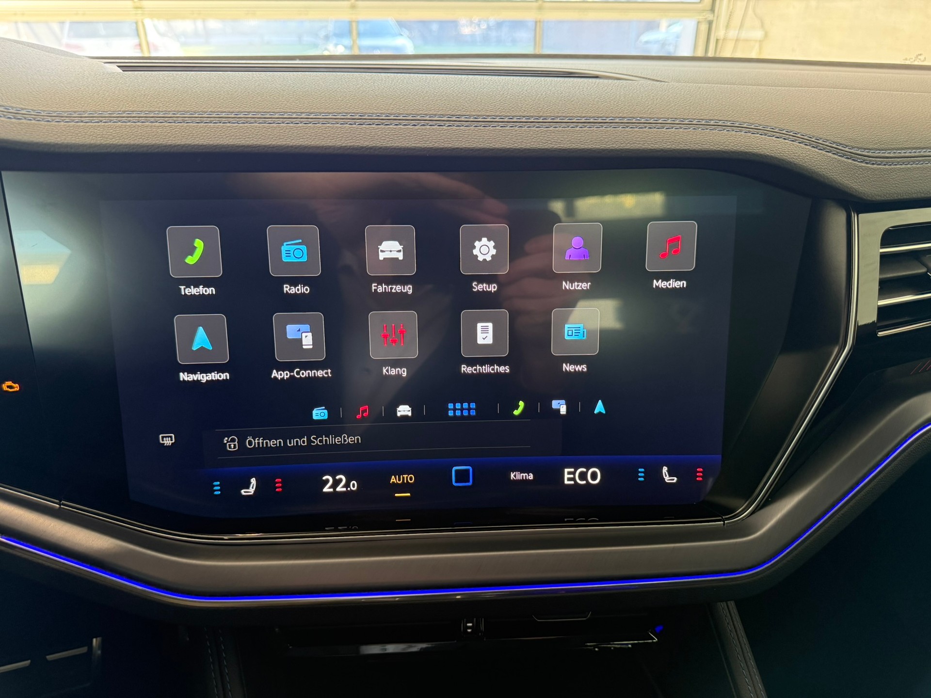 VW Touareg 3.0 TSI eHybrid R Final Edition Tiptronic-image-14