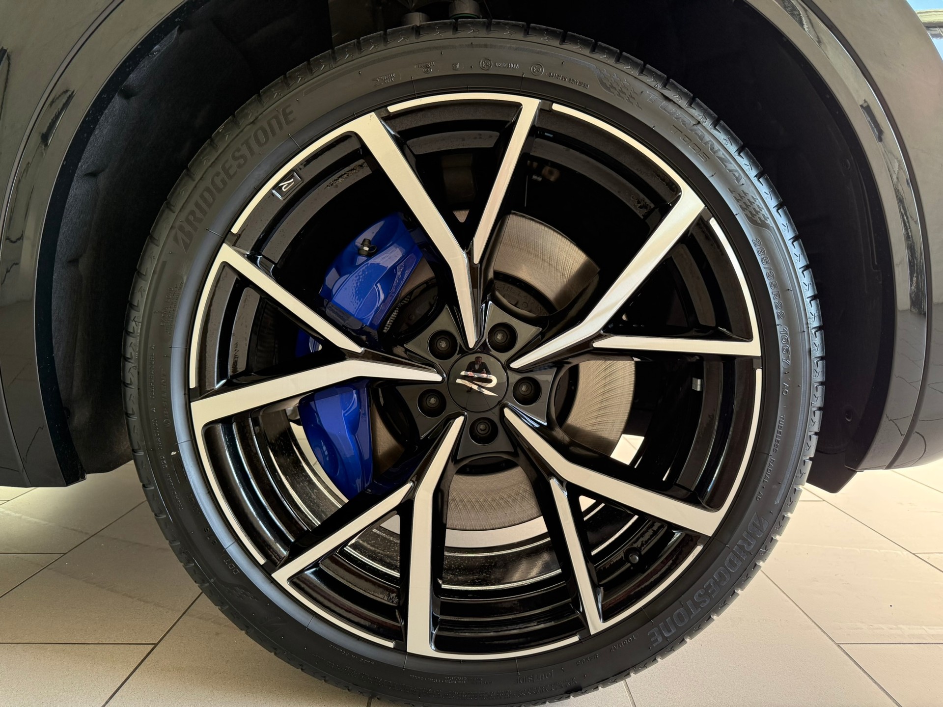 VW Touareg 3.0 TSI eHybrid R Final Edition Tiptronic-image-19
