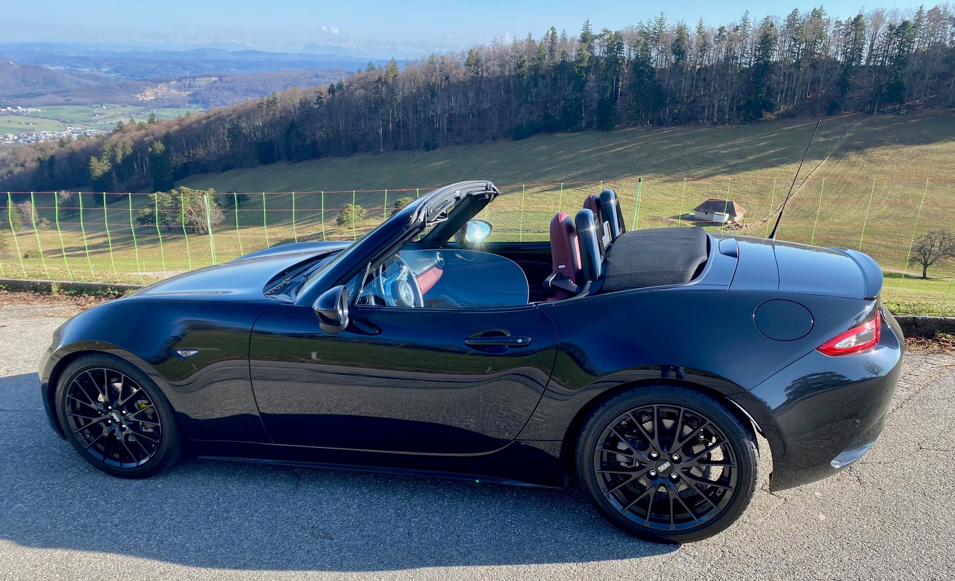 MAZDA MX-5 SKYACTIV-G 184 Revolution-image-0