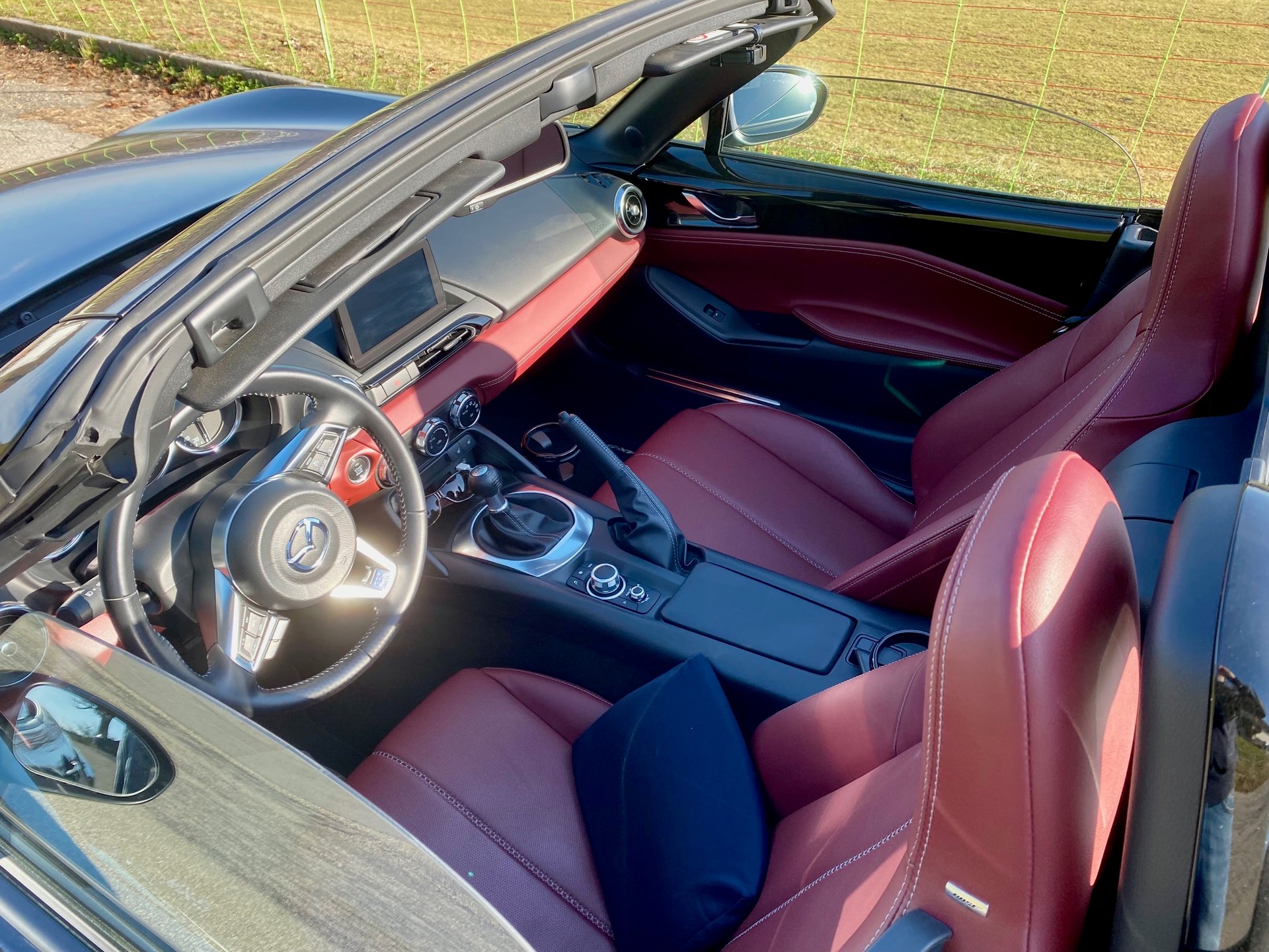 MAZDA MX-5 SKYACTIV-G 184 Revolution-image-1