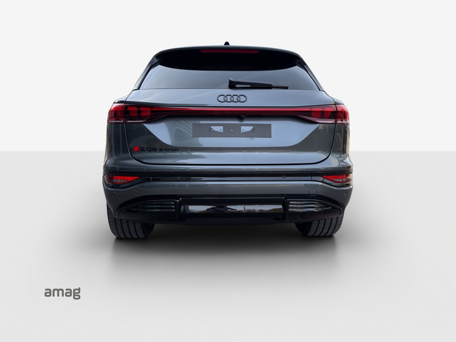 AUDI SQ6 e-tron quattro-image-3