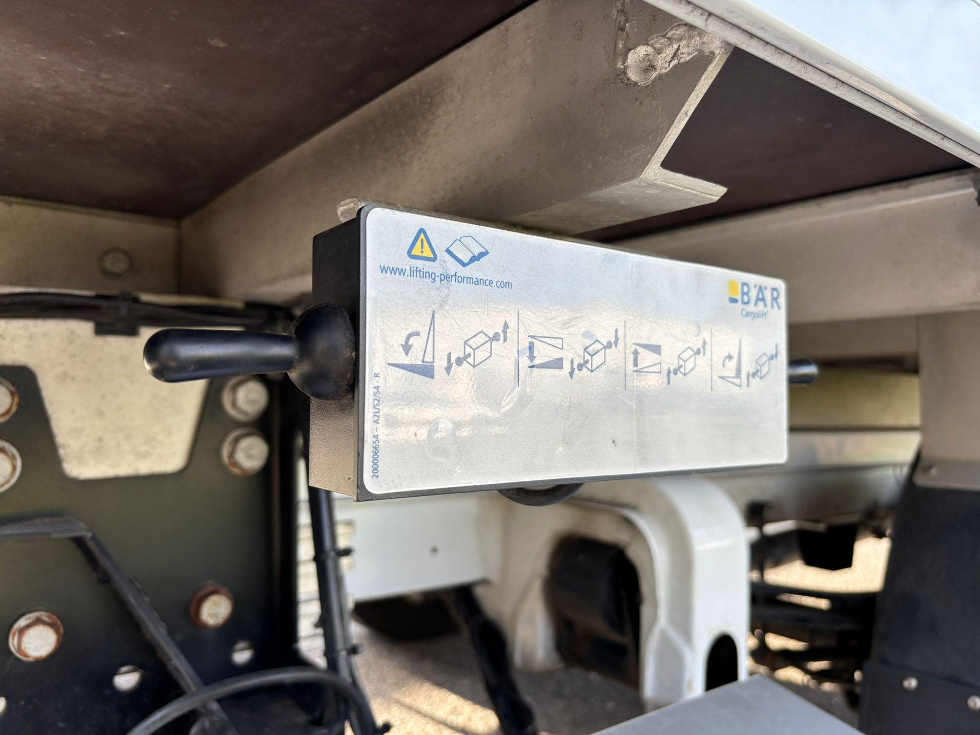 MERCEDES-BENZ Sprinter 317 CDI Lang 9G-TRONIC-image-4