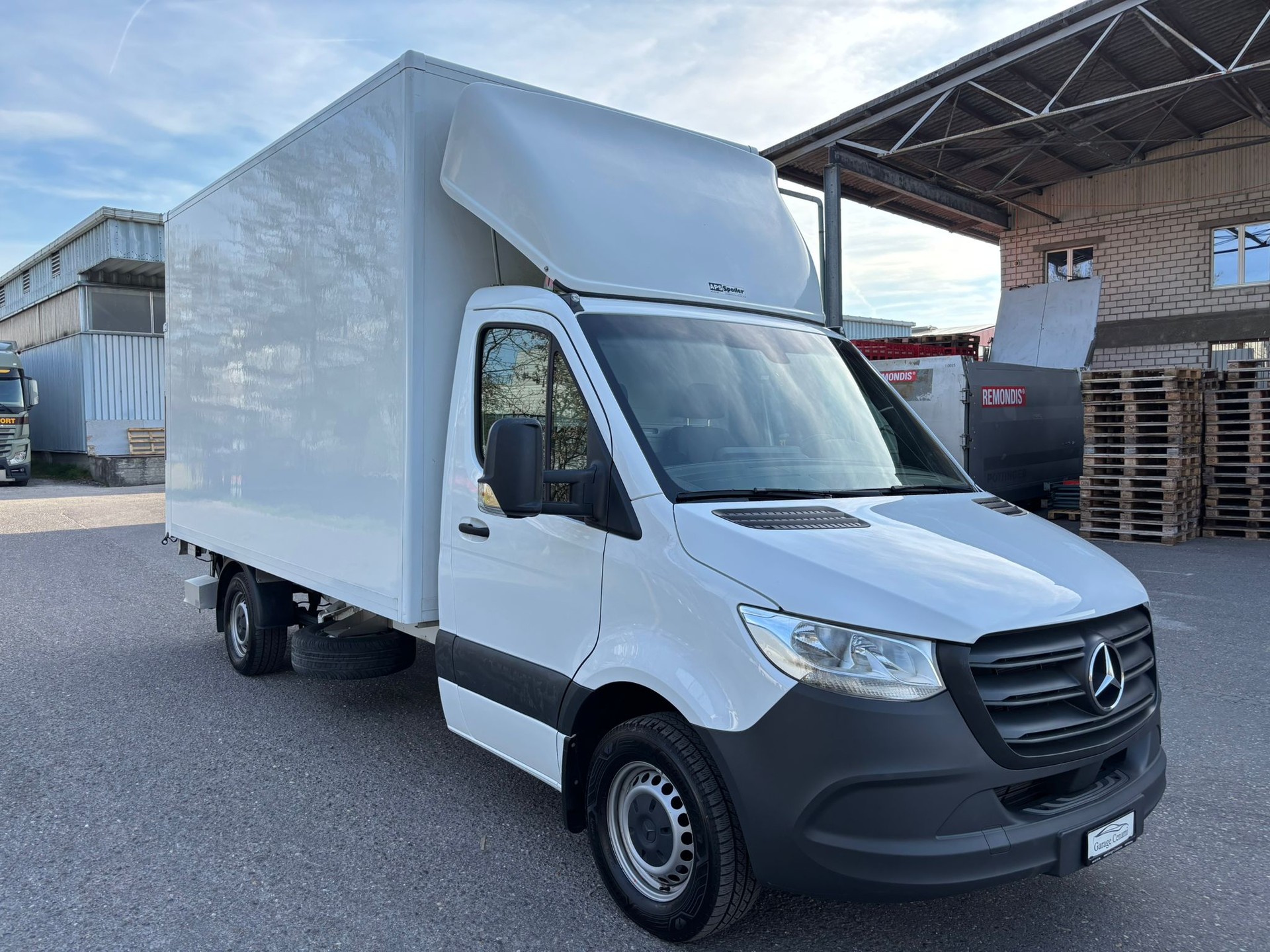 MERCEDES-BENZ Sprinter 317 CDI Lang 9G-TRONIC-image-1