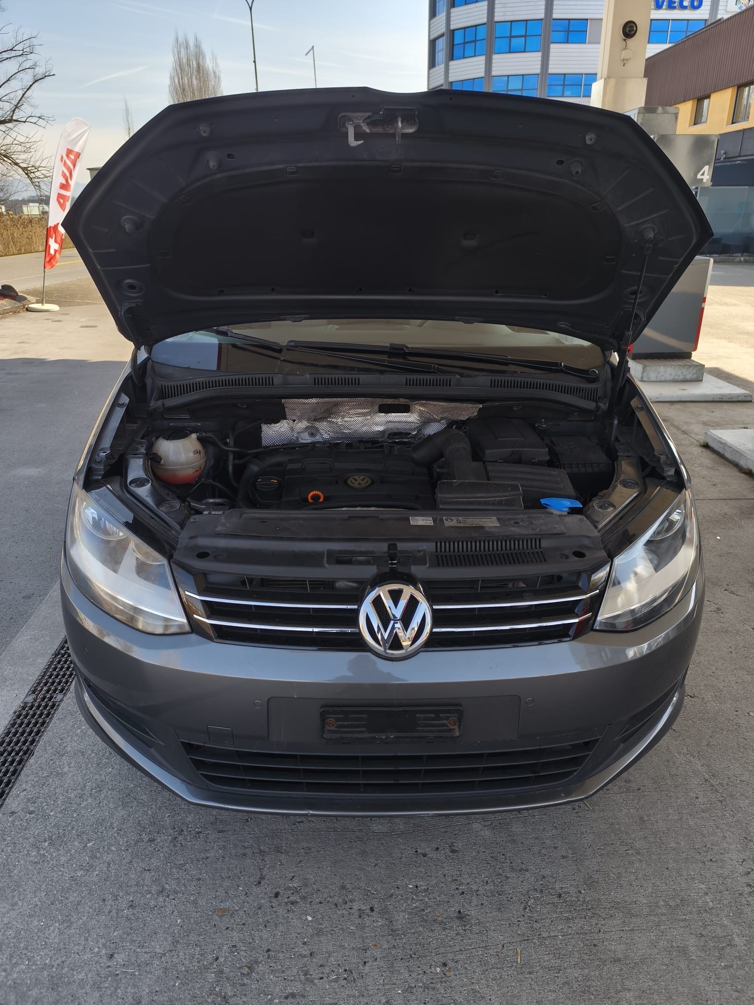 VW Sharan 1.4 TSI BMT Startline Comfortline DSG-image-8