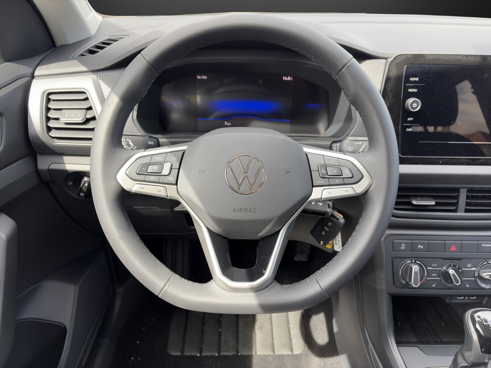 VW T-Cross 1.0 TSI-image-10