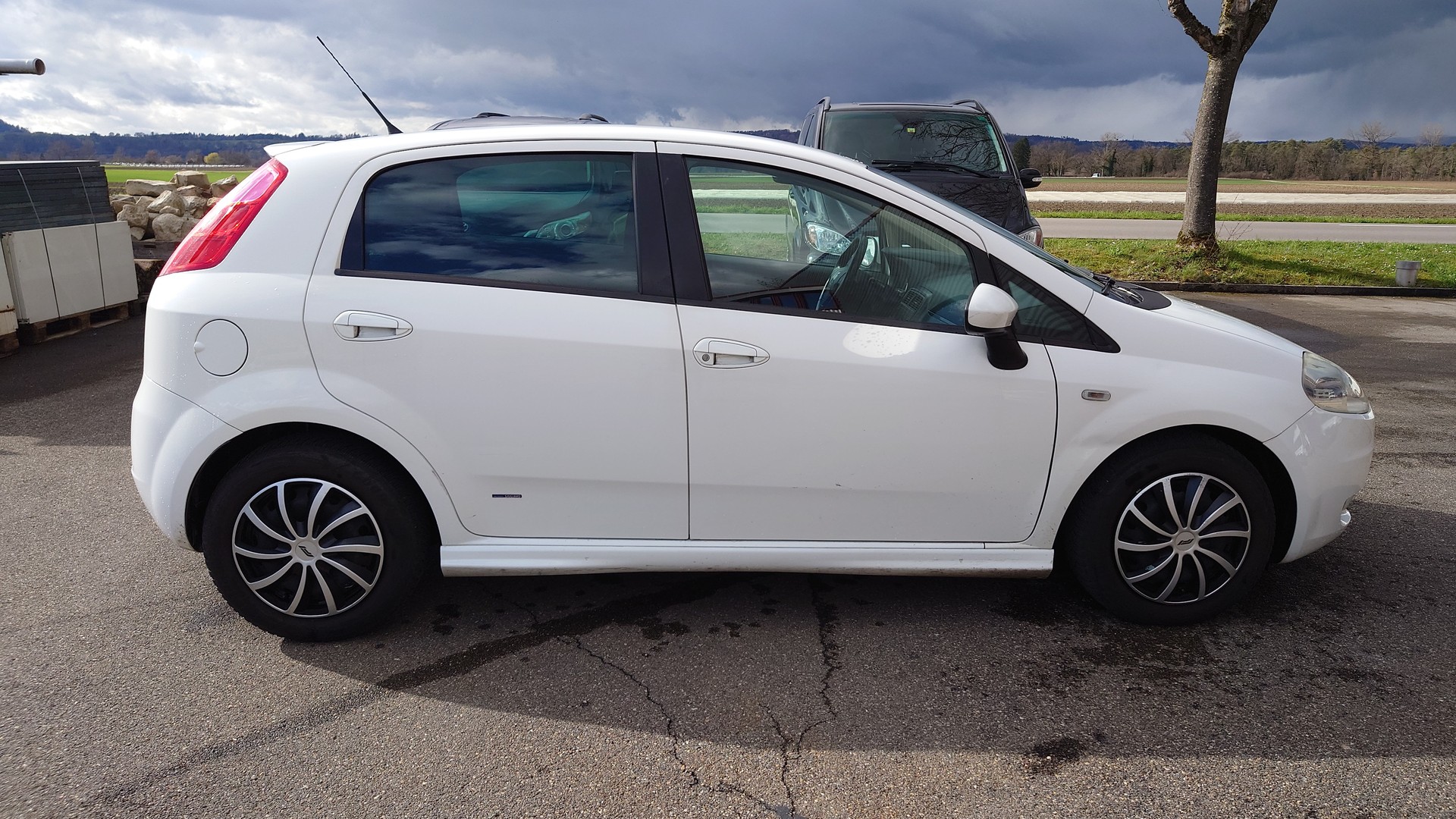FIAT Punto 1.4 16V Turbo Sport-image-7
