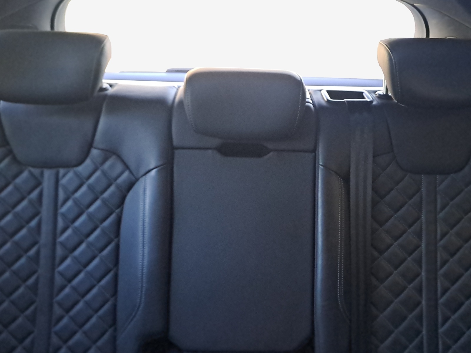 AUDI Q5 40 TDI S-line quattro S-tronic-image-11