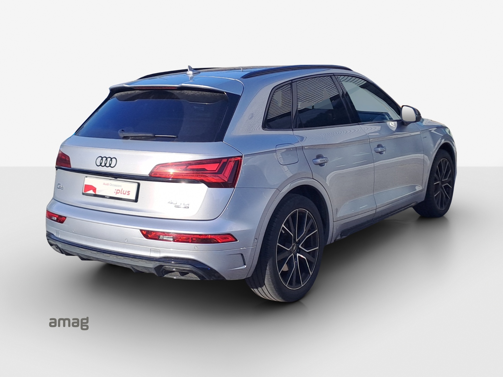 AUDI Q5 40 TDI S-line quattro S-tronic-image-4