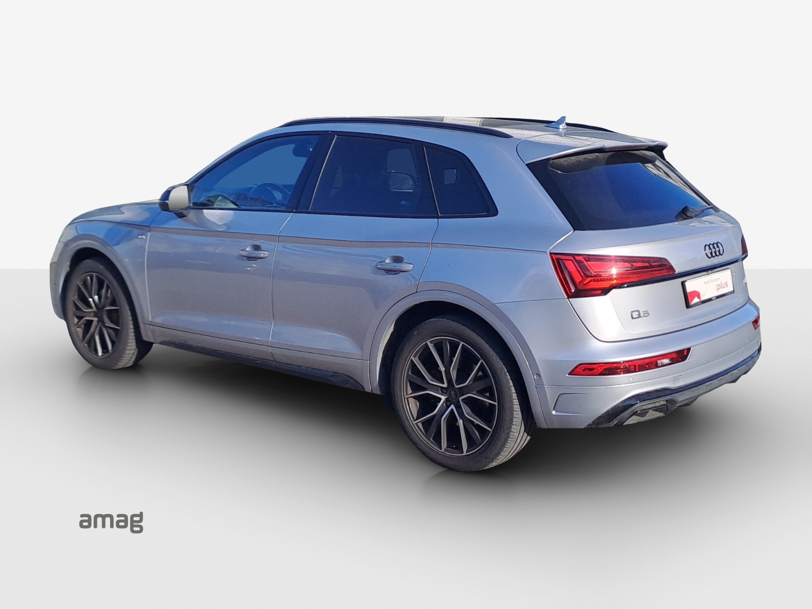 AUDI Q5 40 TDI S-line quattro S-tronic-image-2