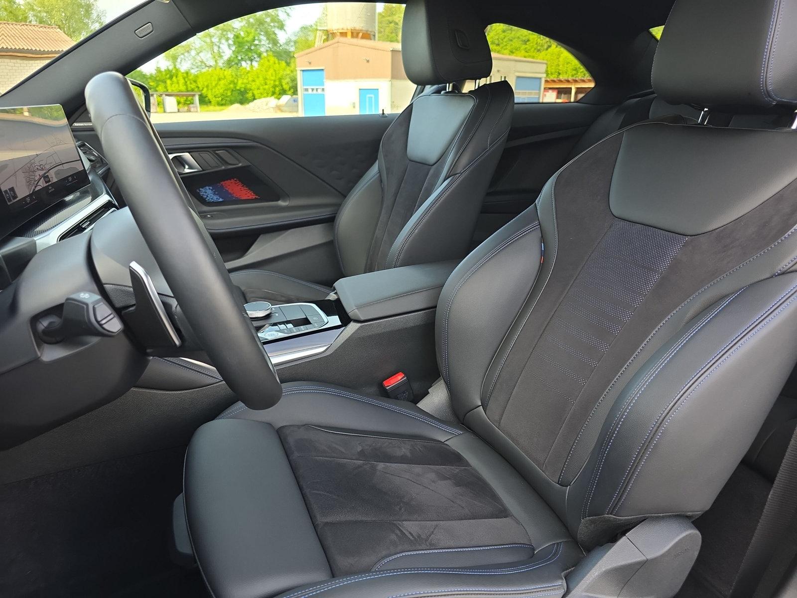 BMW 230i Coupé M Sport G42 (CH)-image-20