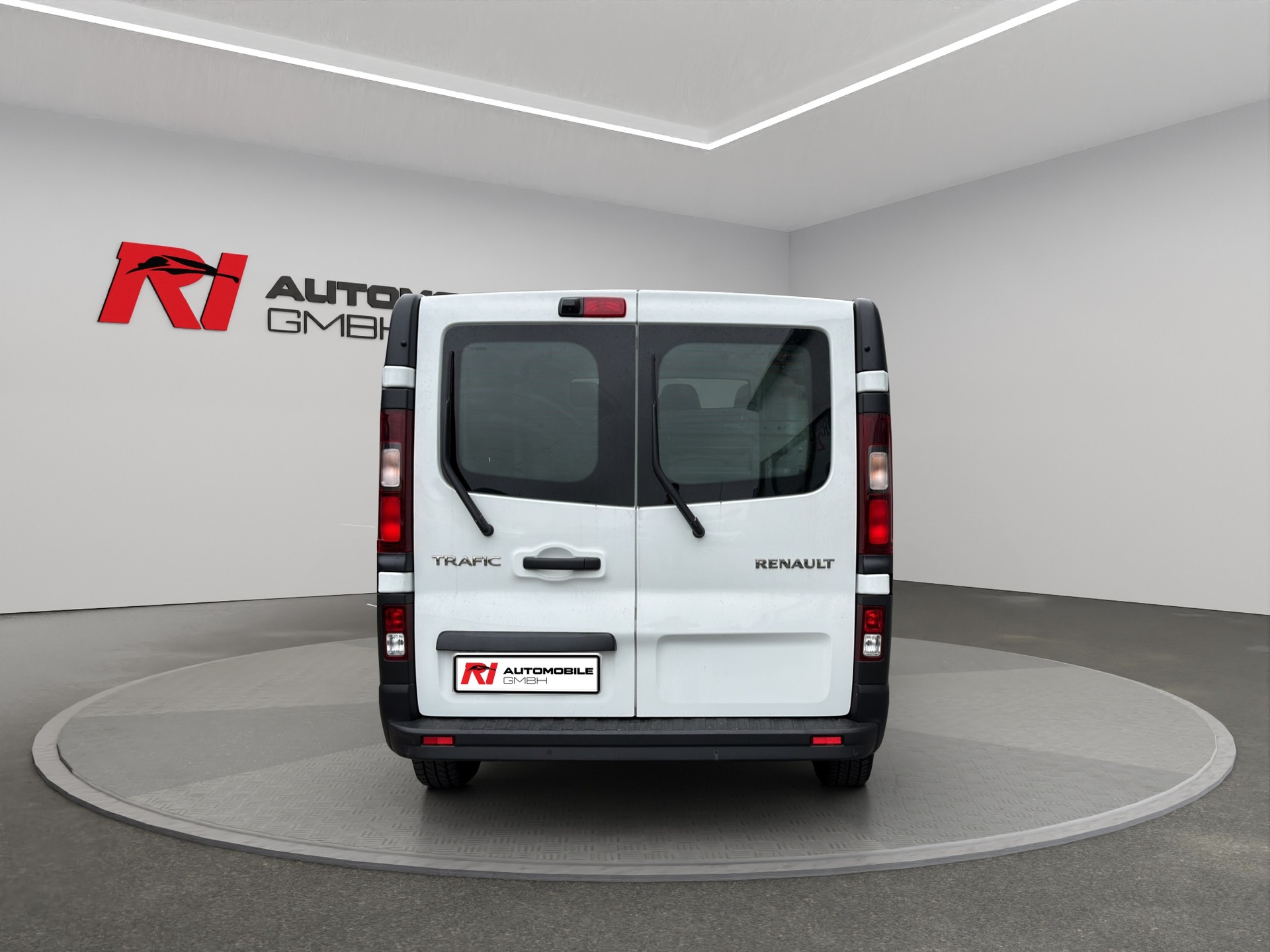 RENAULT Trafic 2.0 Energy dCi 120 3.0t Business L1H1-showroom-element-1