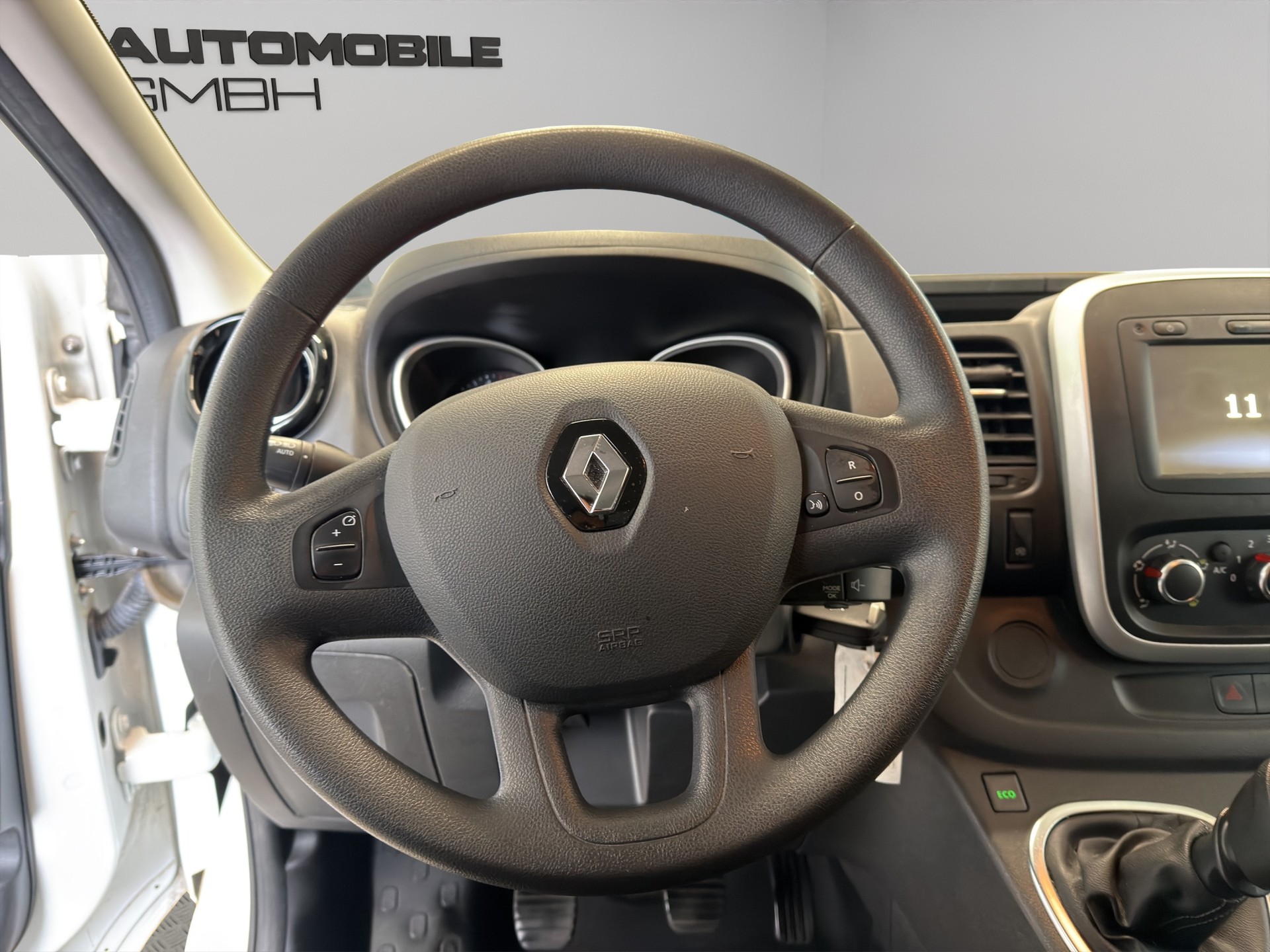 RENAULT Trafic 2.0 Energy dCi 120 3.0t Business L1H1-image-7