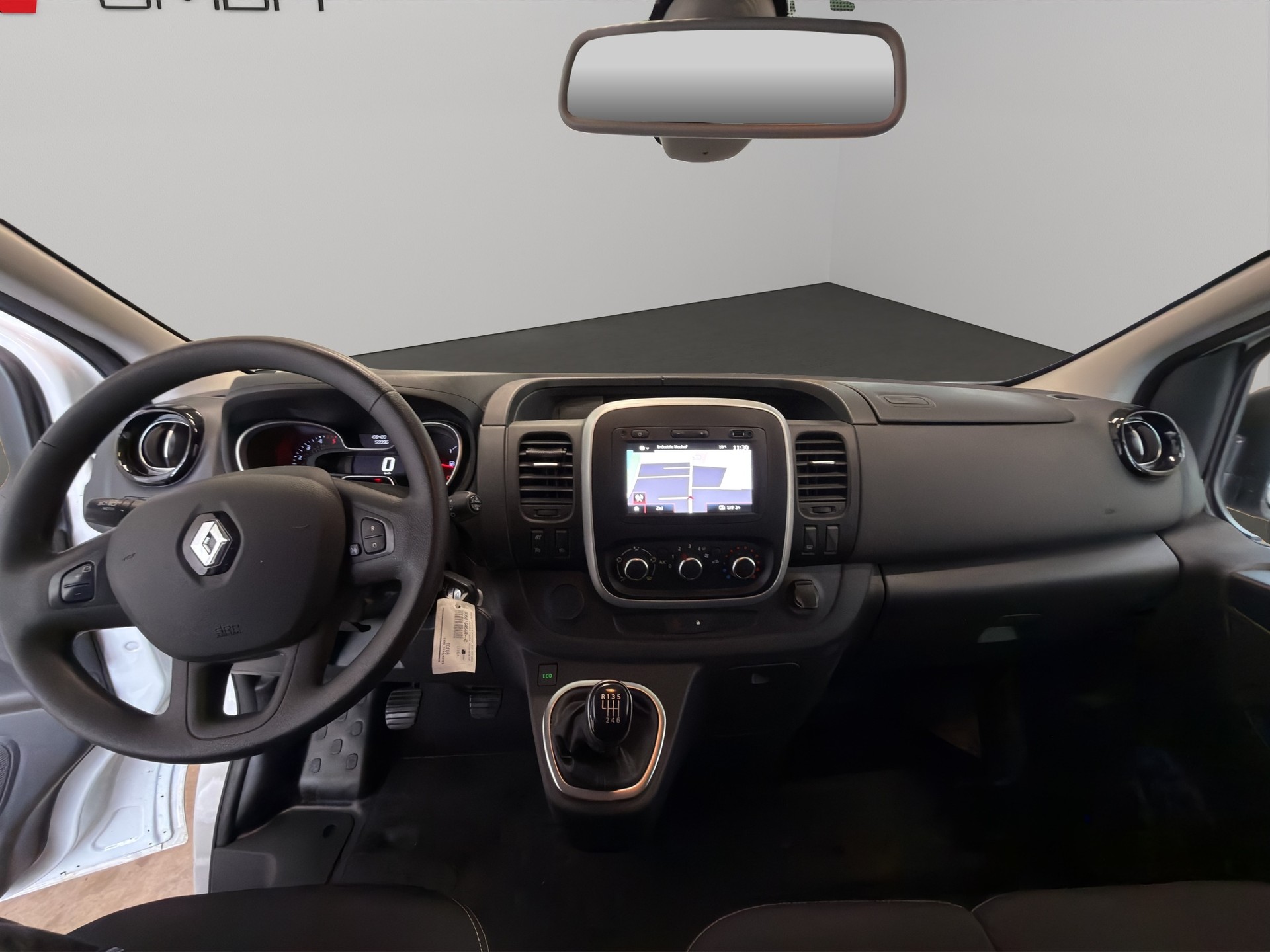 RENAULT Trafic 2.0 Energy dCi 120 3.0t Business L1H1-image-8