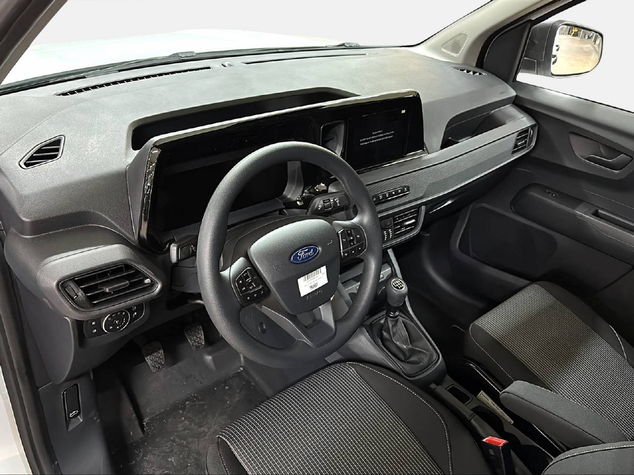 FORD Transit Courier Van 1.0 EcoBoost Trend-image-22
