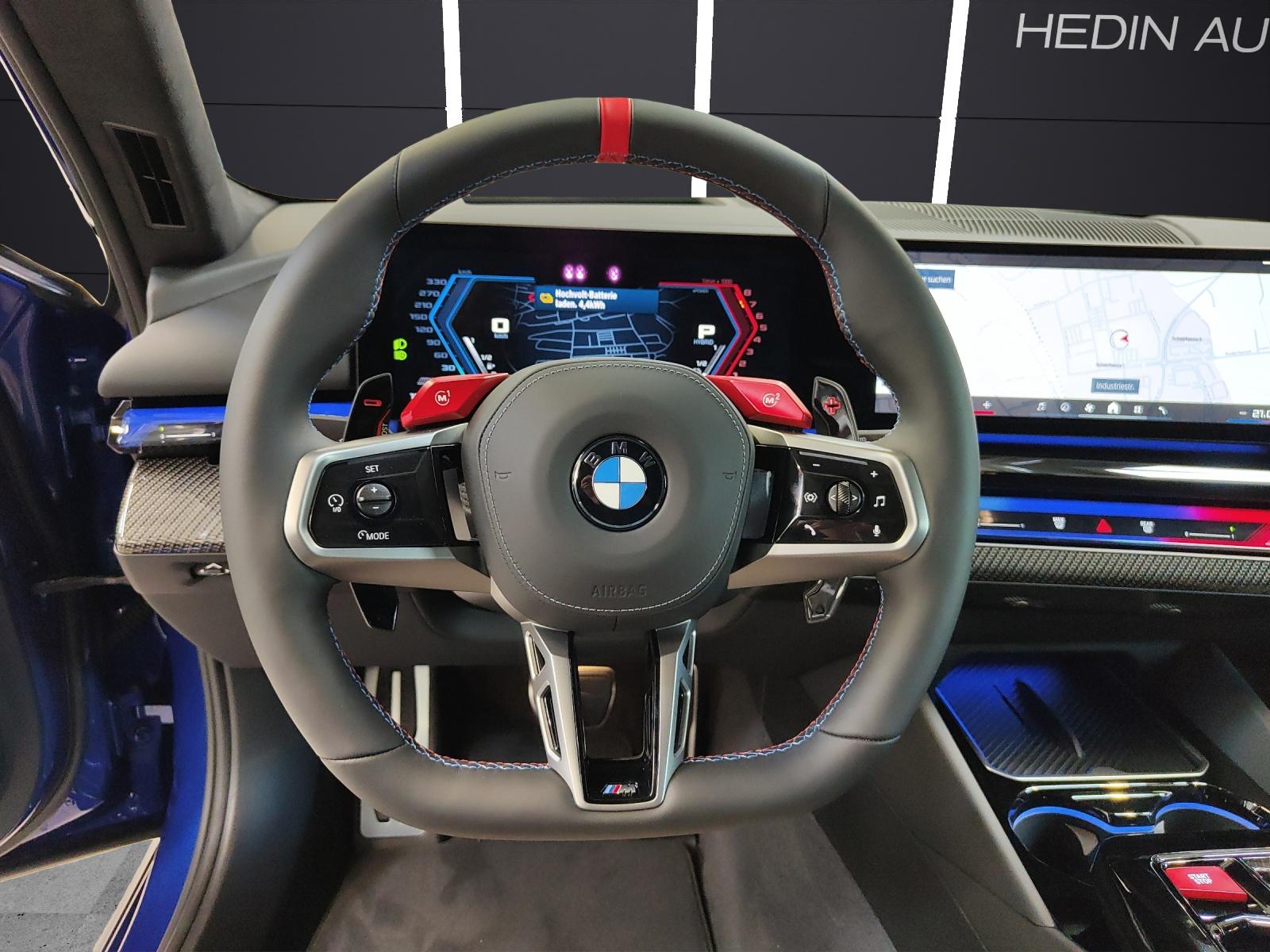 BMW M5 xDrive-image-11