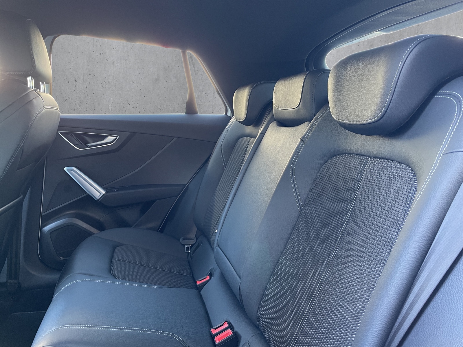 AUDI Q2 40 TFSI advanced Attraction quattro S-tronic-image-13