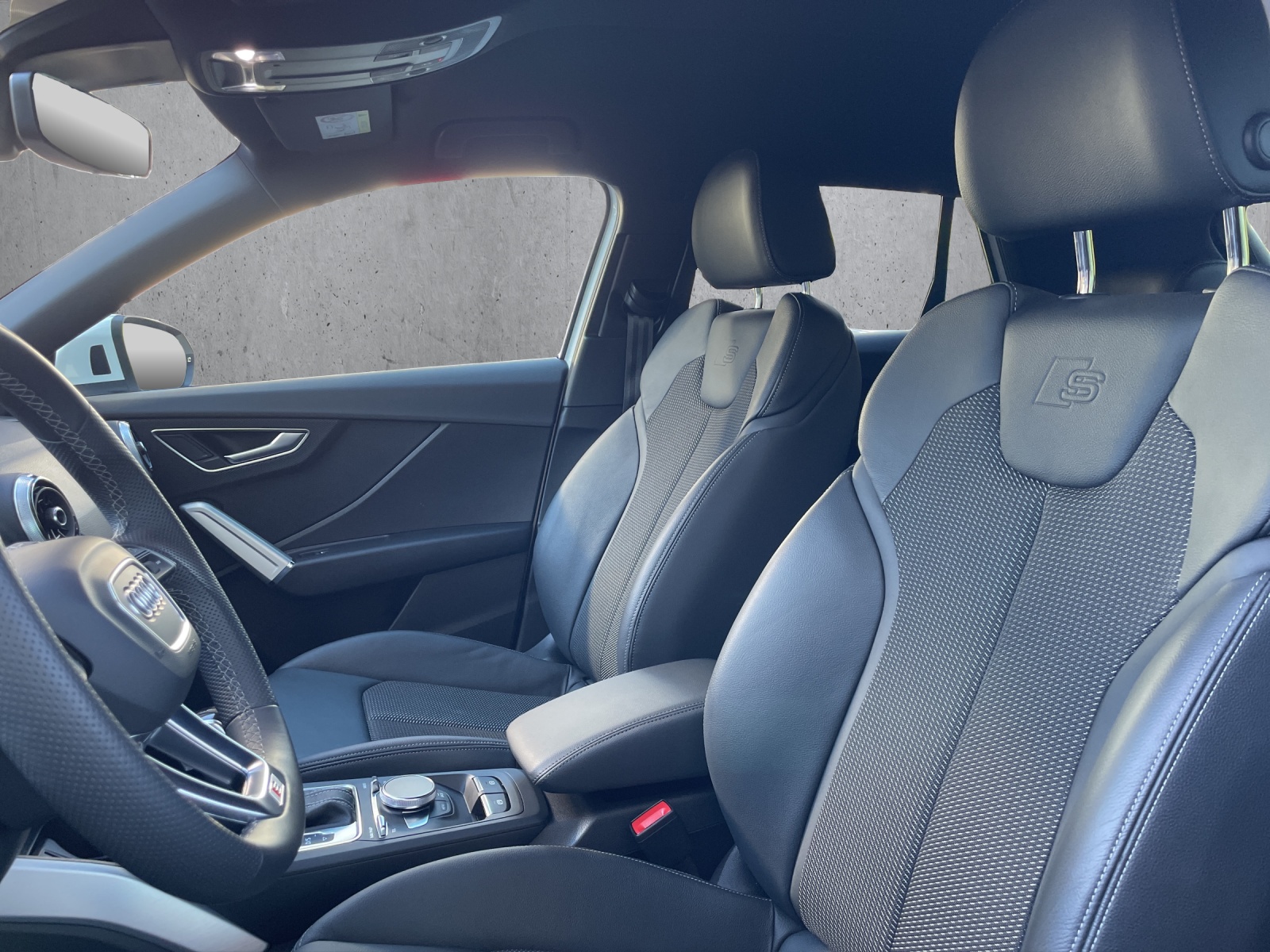 AUDI Q2 40 TFSI advanced Attraction quattro S-tronic-image-6
