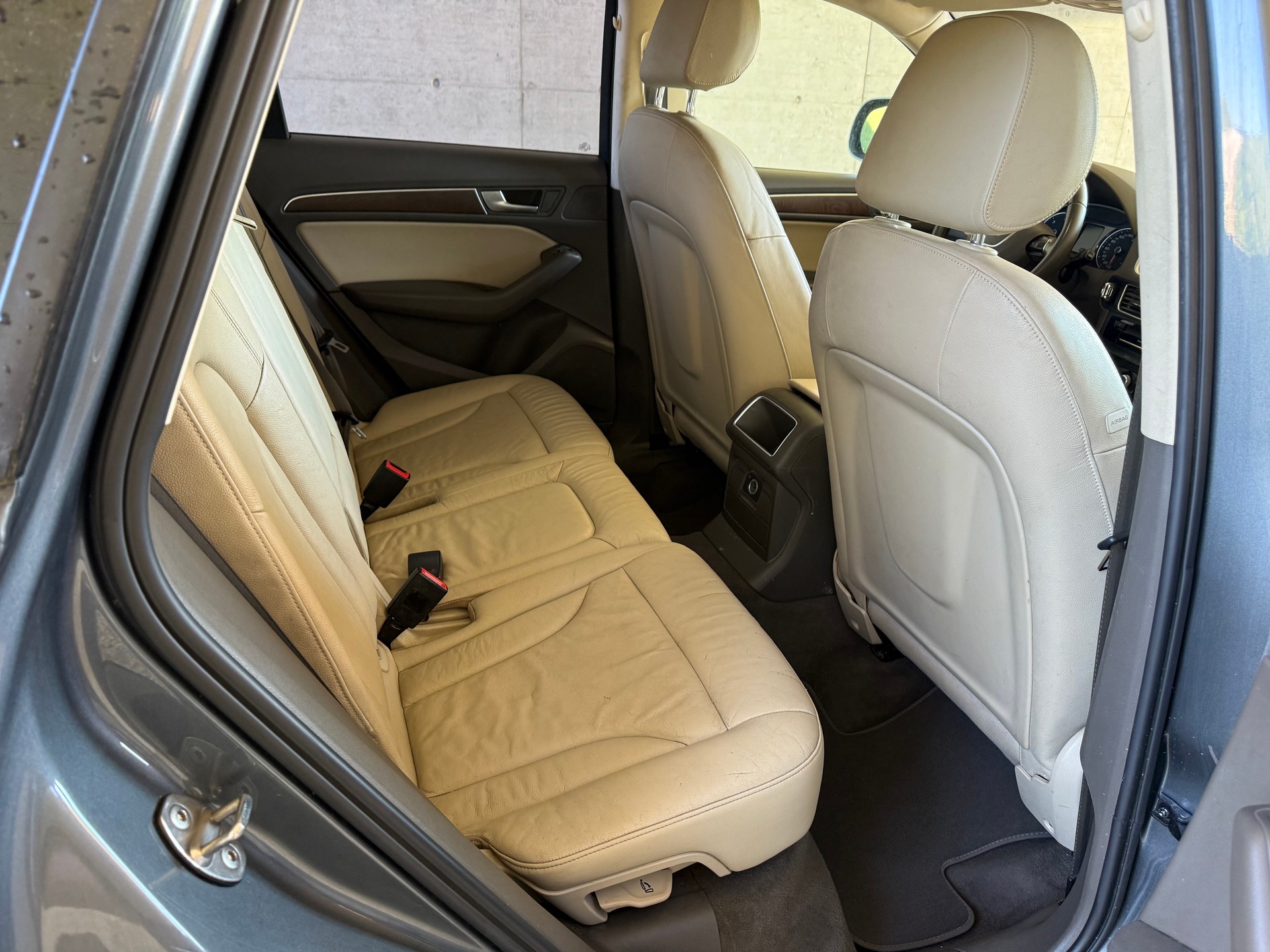 AUDI Q5 3.0 TDI quattro S-tronic-image-8