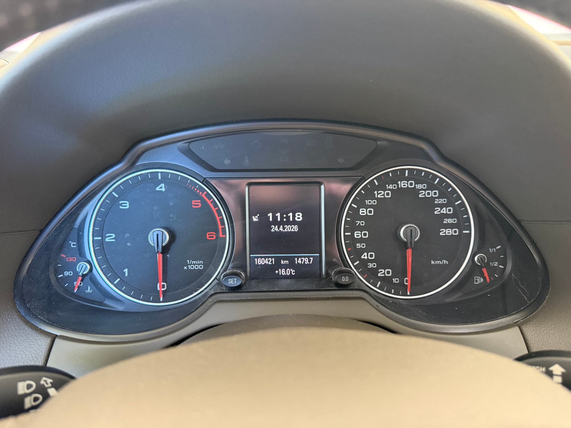 AUDI Q5 3.0 TDI quattro S-tronic-image-14