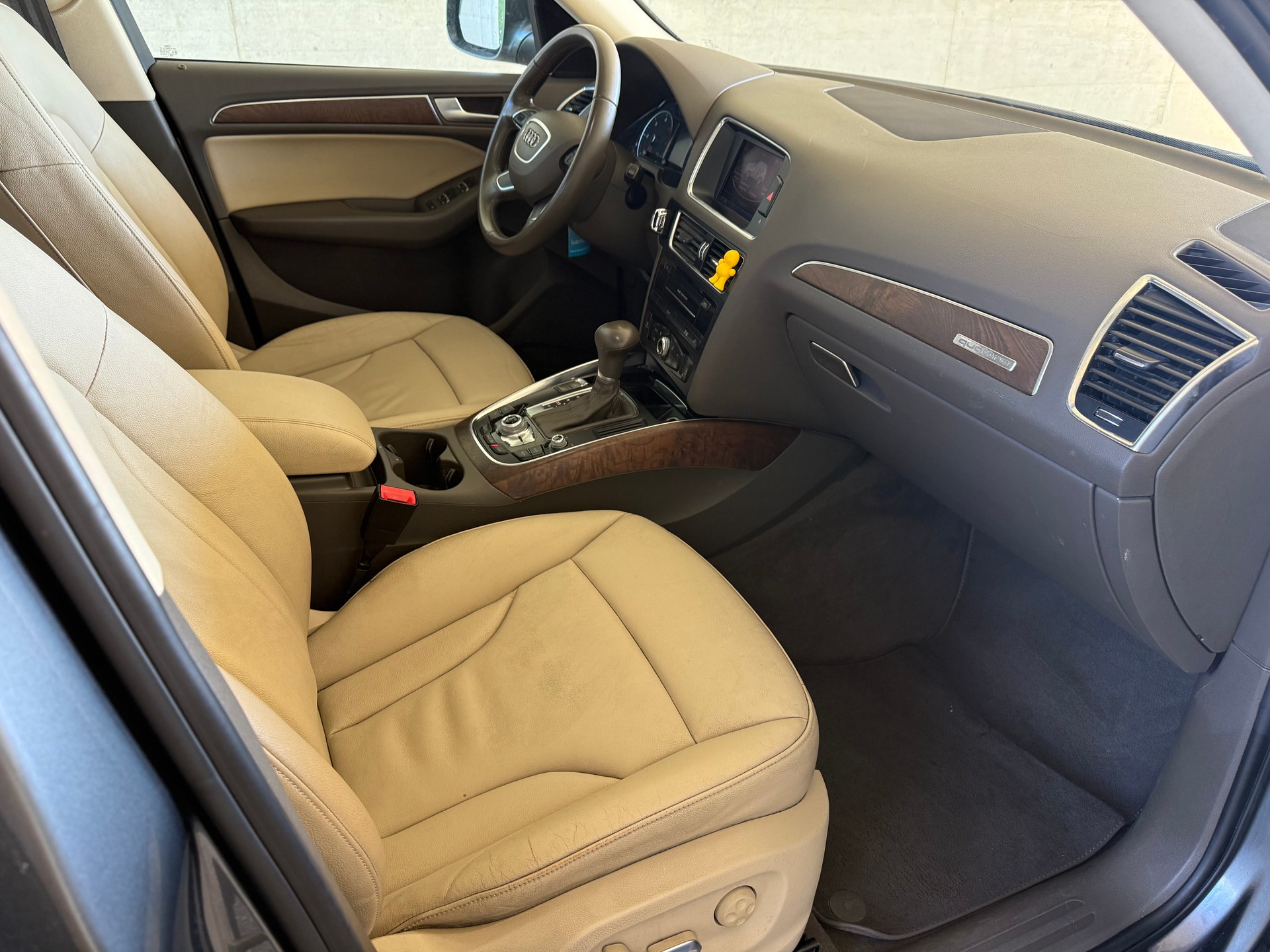 AUDI Q5 3.0 TDI quattro S-tronic-image-7