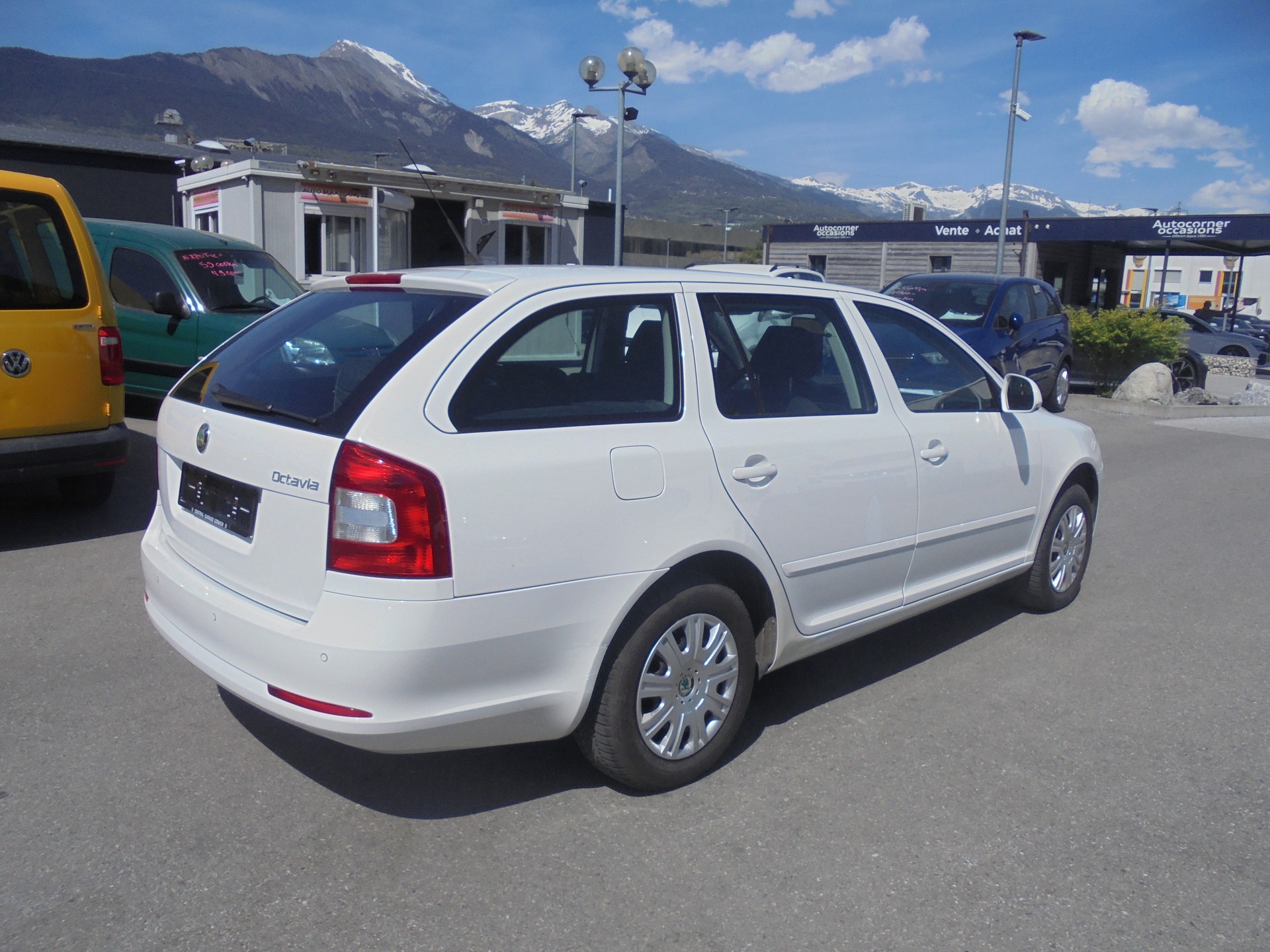SKODA Octavia Combi 1.8 TSI Swiss Adventure 4x4-image-5